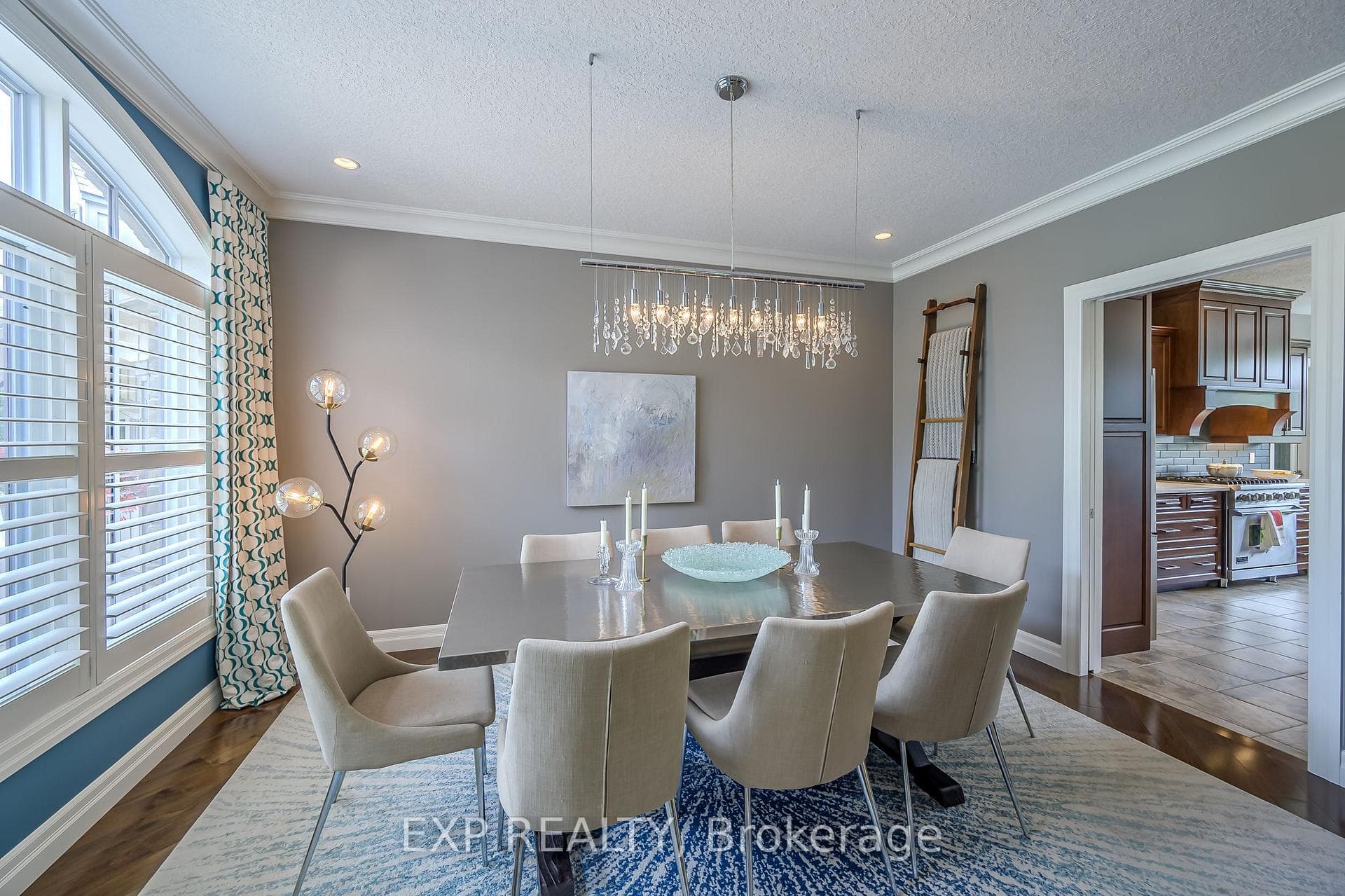 49 Byron Avenue photo 16