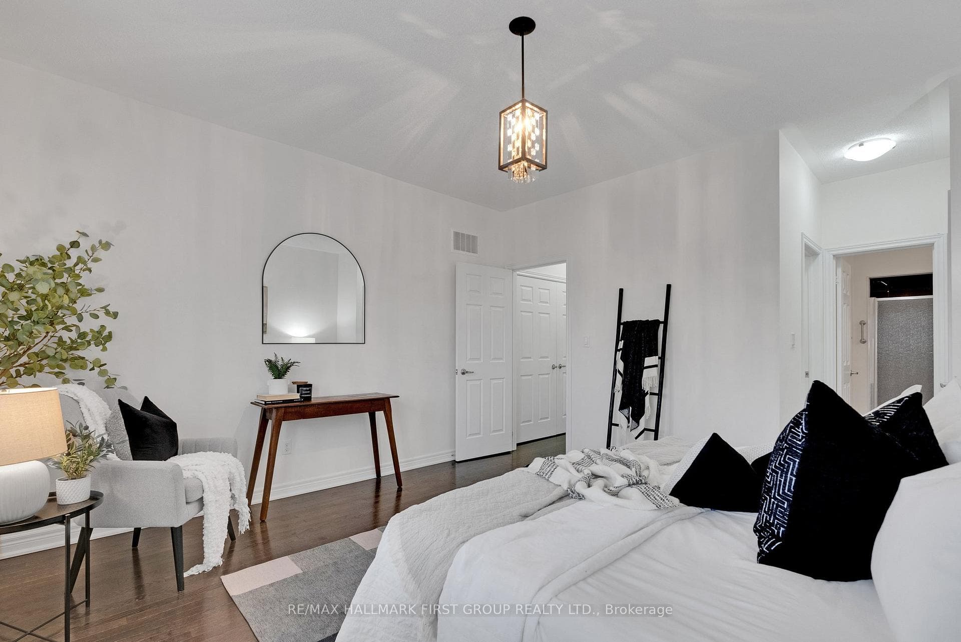 30 Holman Court photo 19