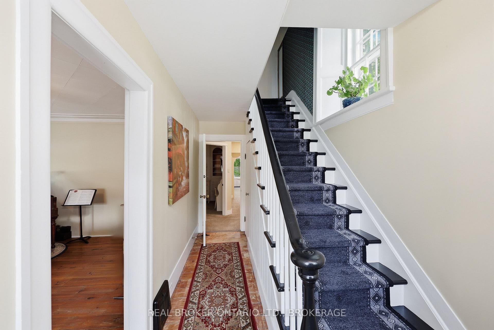 595 King Street photo 17