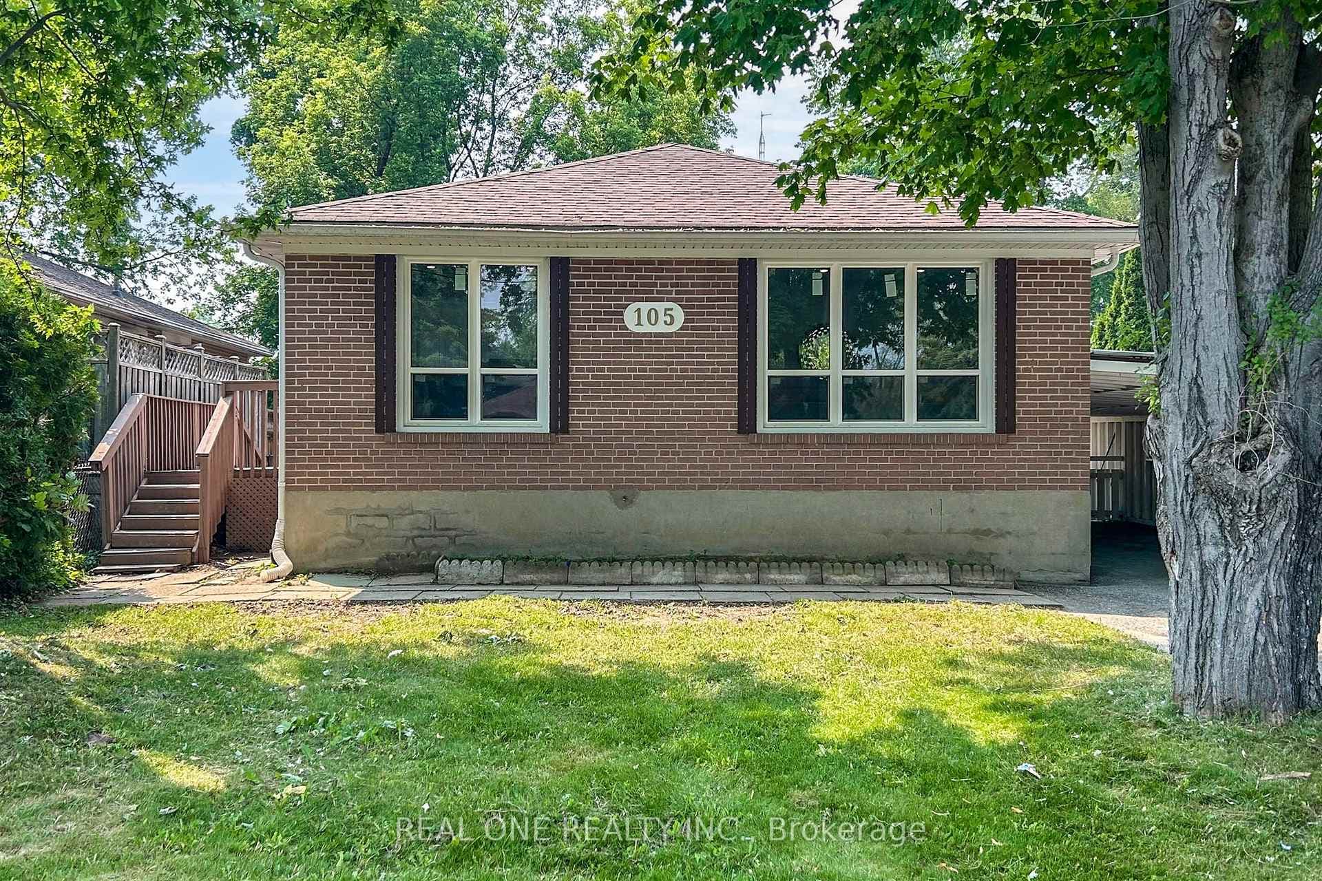 105 Aurora Heights Drive photo 2