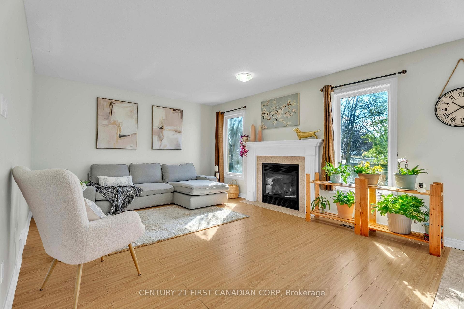 89 Mctaggart Court photo 13