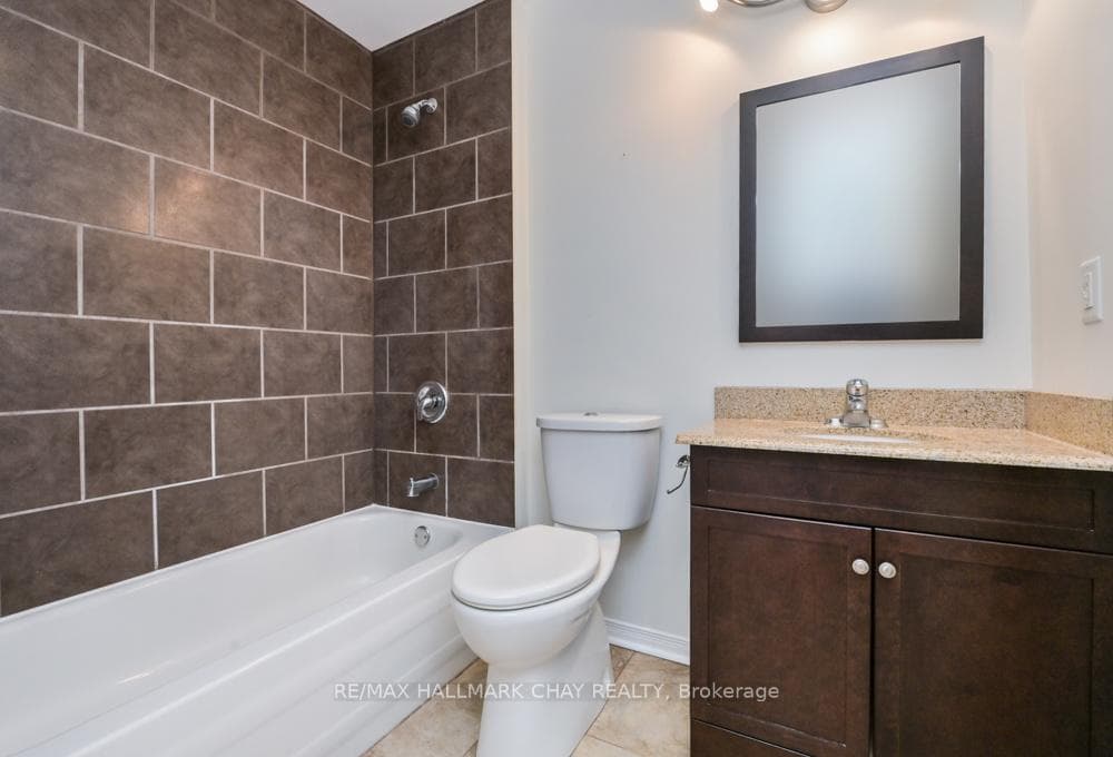 36 Moore Avenue photo 31