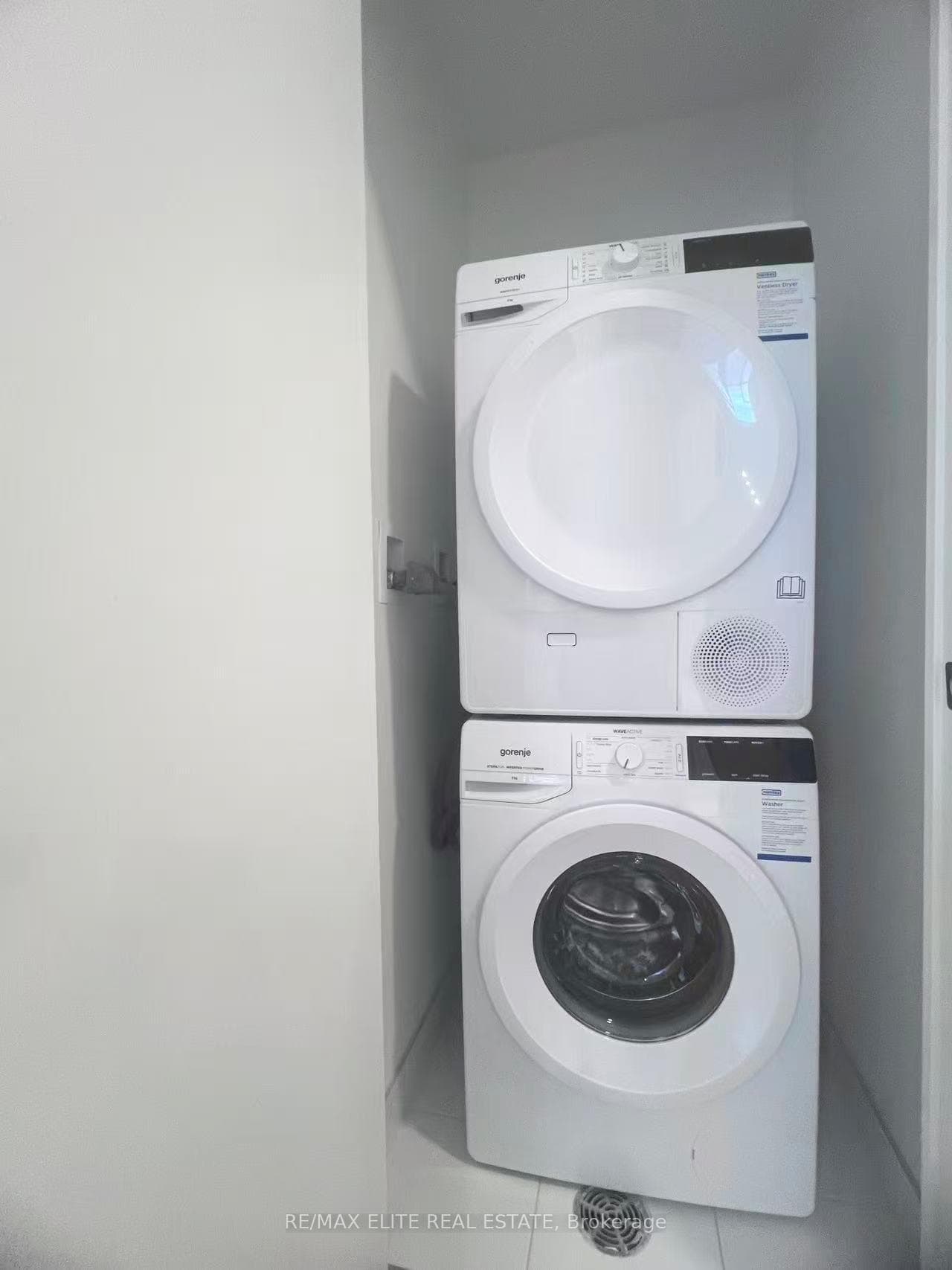 8 Interchange Way Unit 1715 photo 14