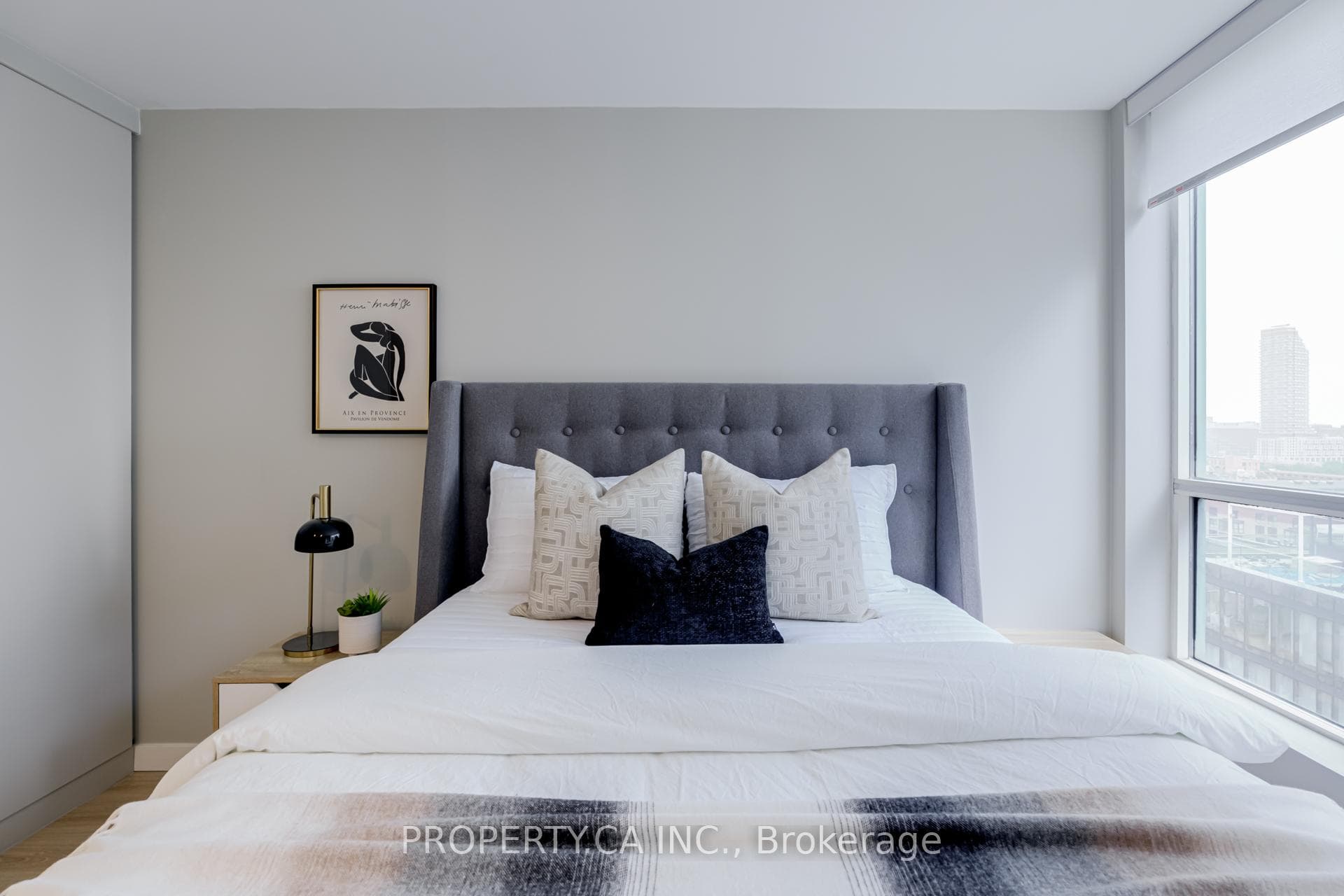 92 King Street Unit 1505 photo 19