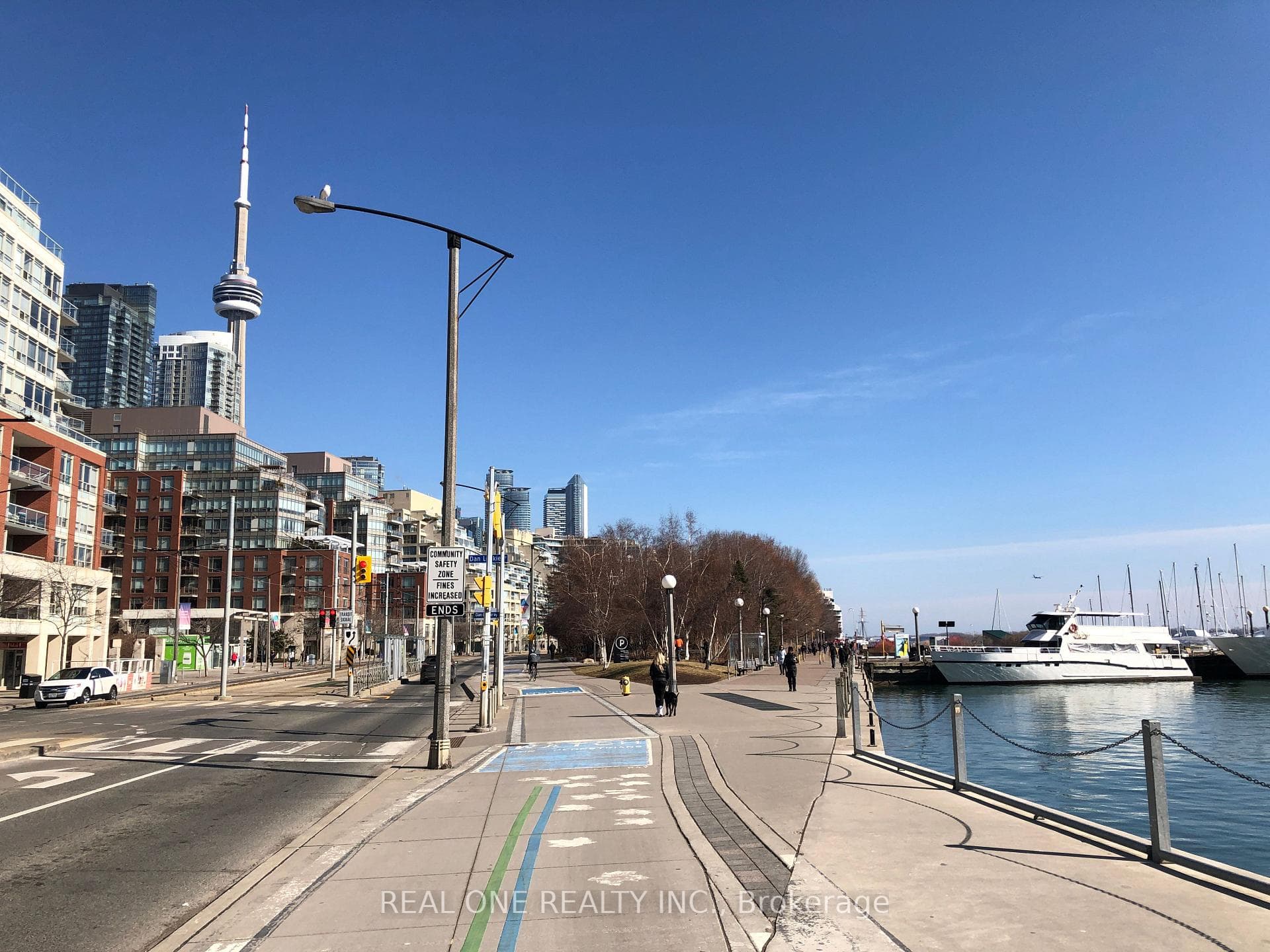19 Bathurst Street Unit 615 photo 34