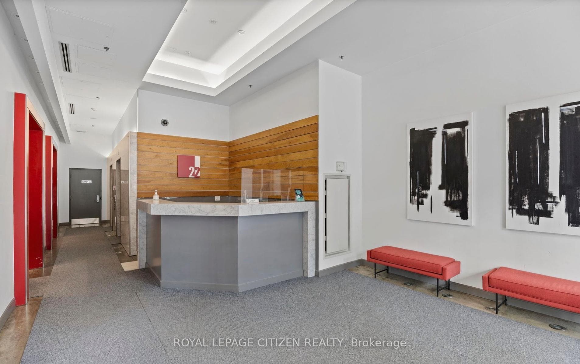 22 Wellesley Street Unit 2104 photo 3