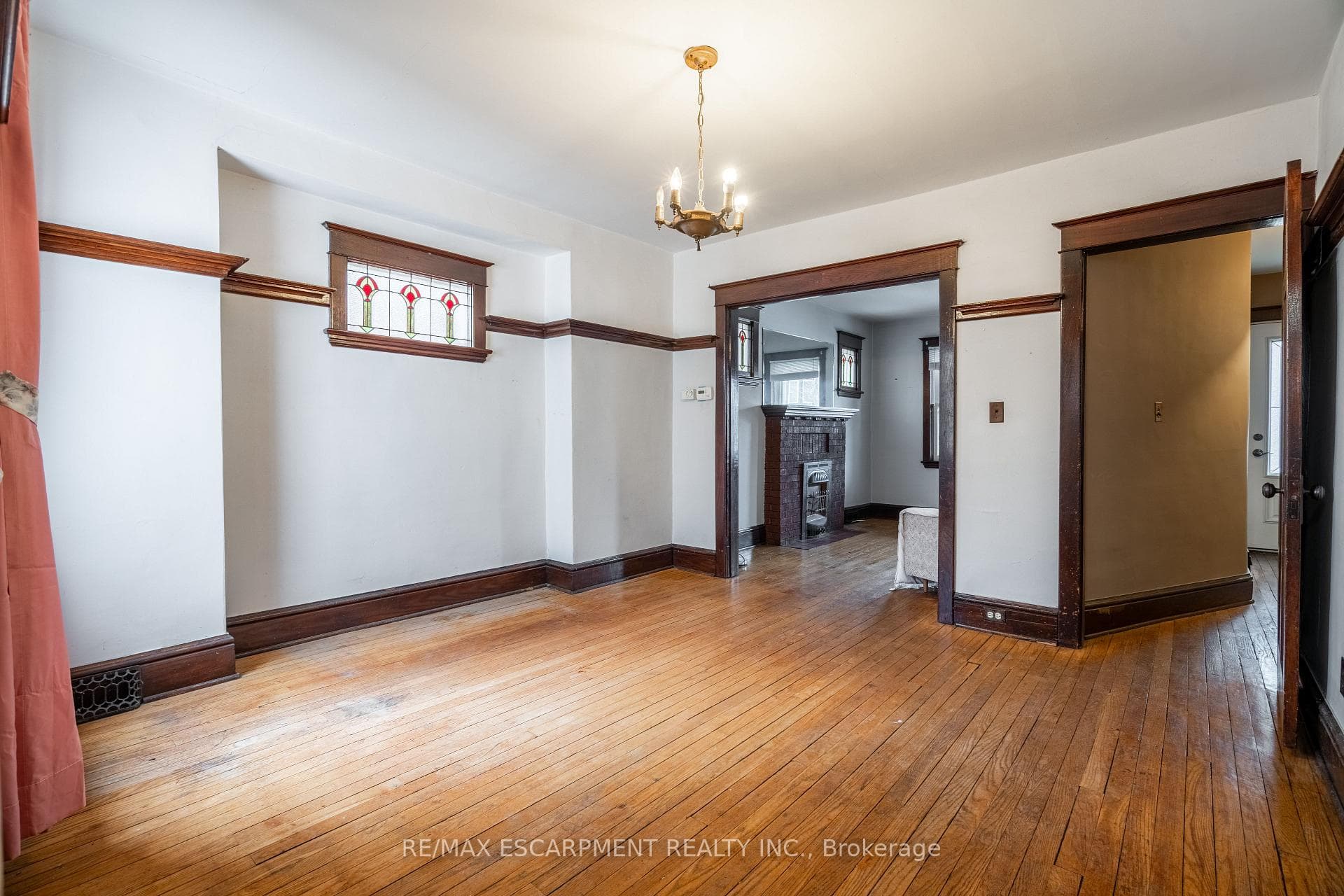 191 ROTHSAY Avenue photo 14