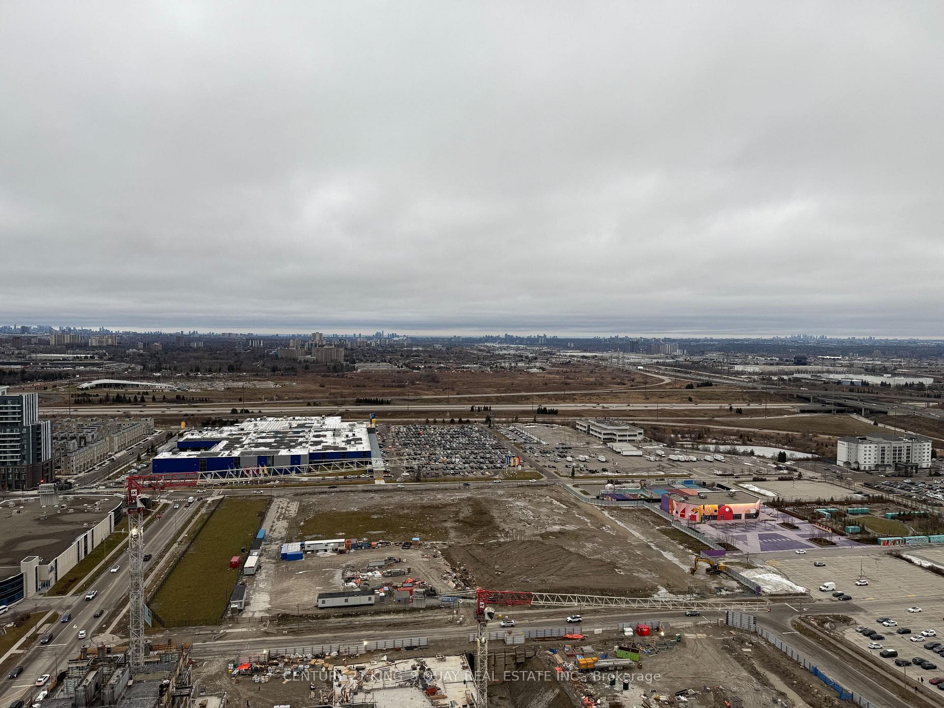 8 Interchange Way Unit 3312 photo 1