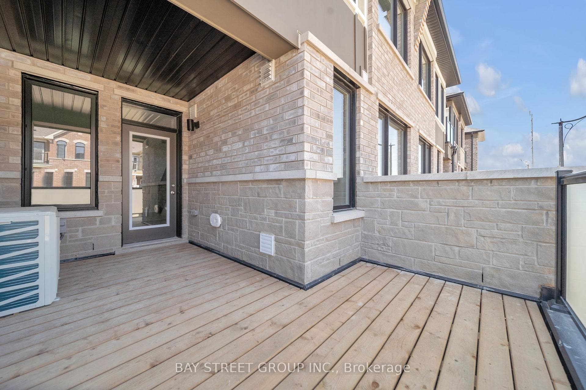 85 Melmar Street photo 8