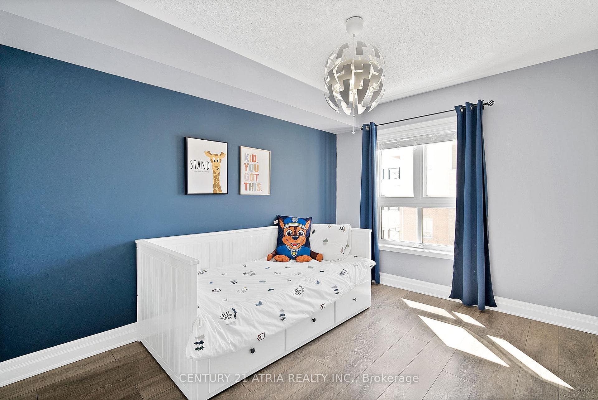 1005 Nadalin Heights Unit 310 photo 8