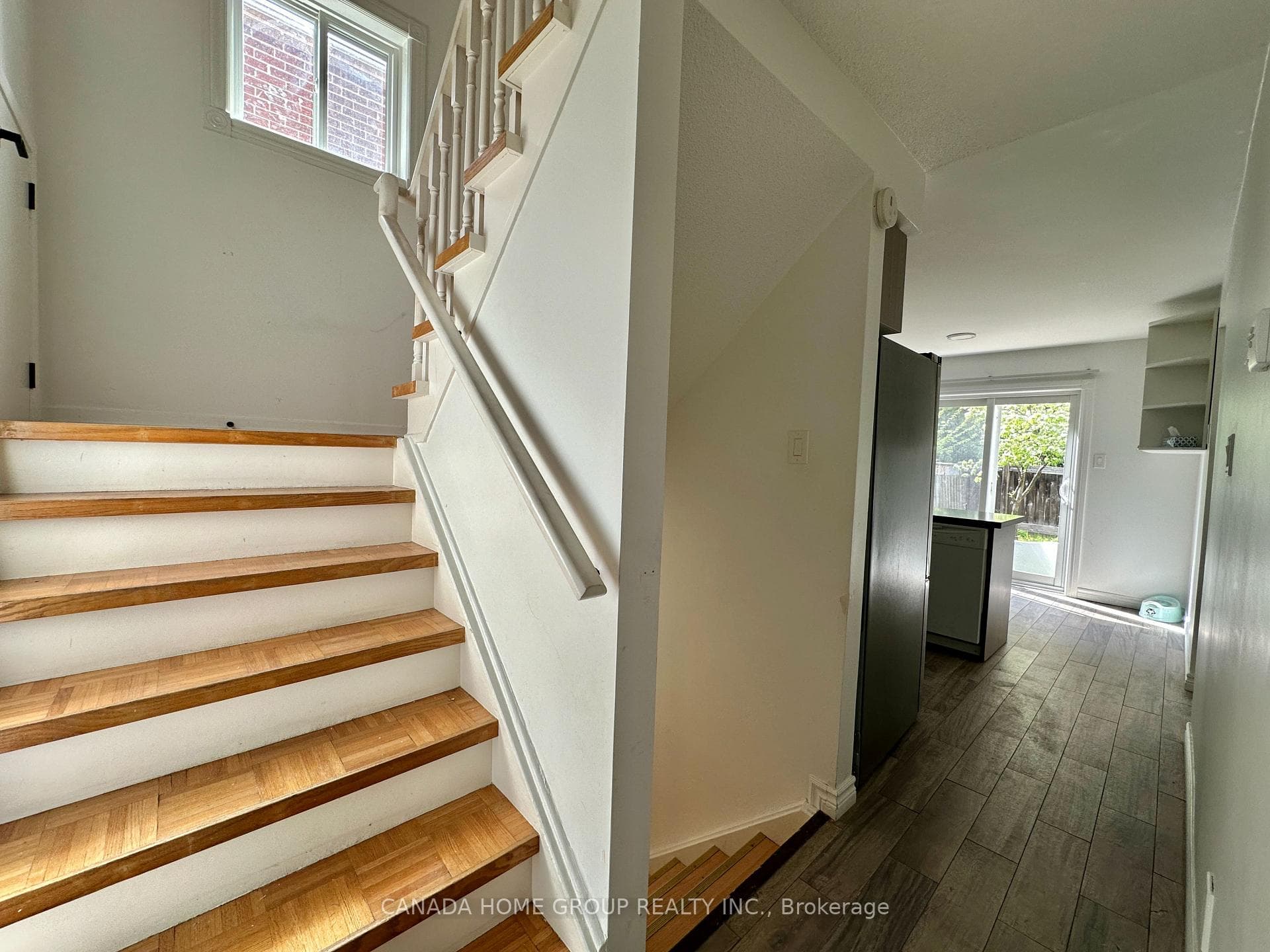 303 Riel Drive photo 5
