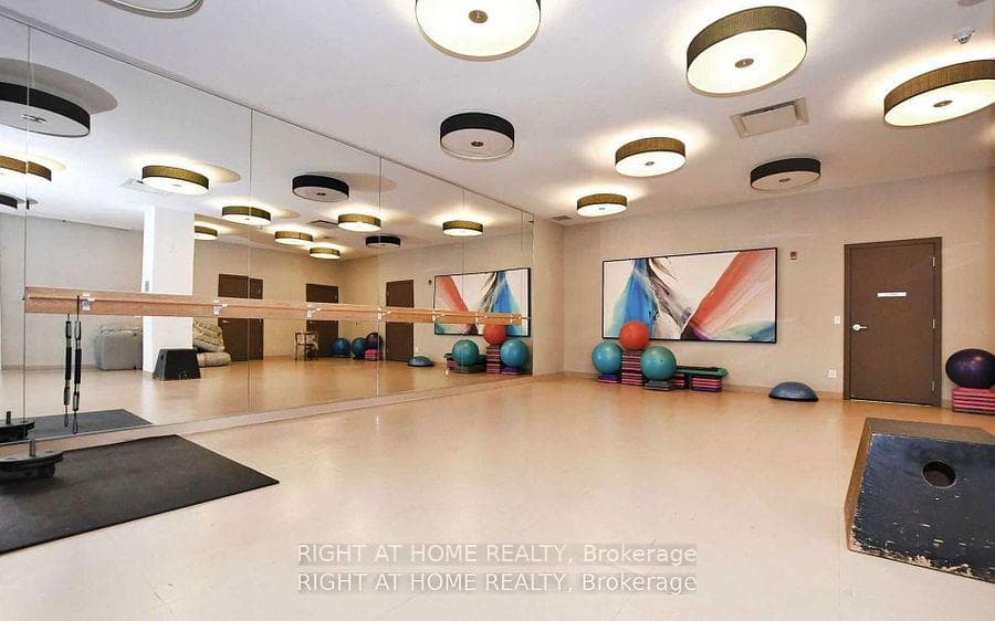 2240 Lake Shore Boulevard Unit 806 photo 25