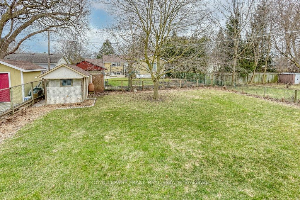 35 Georgina Drive photo 34