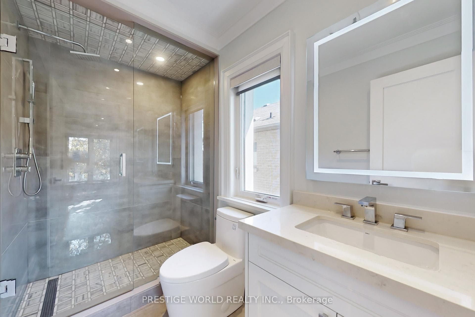500 Hounslow Avenue photo 27