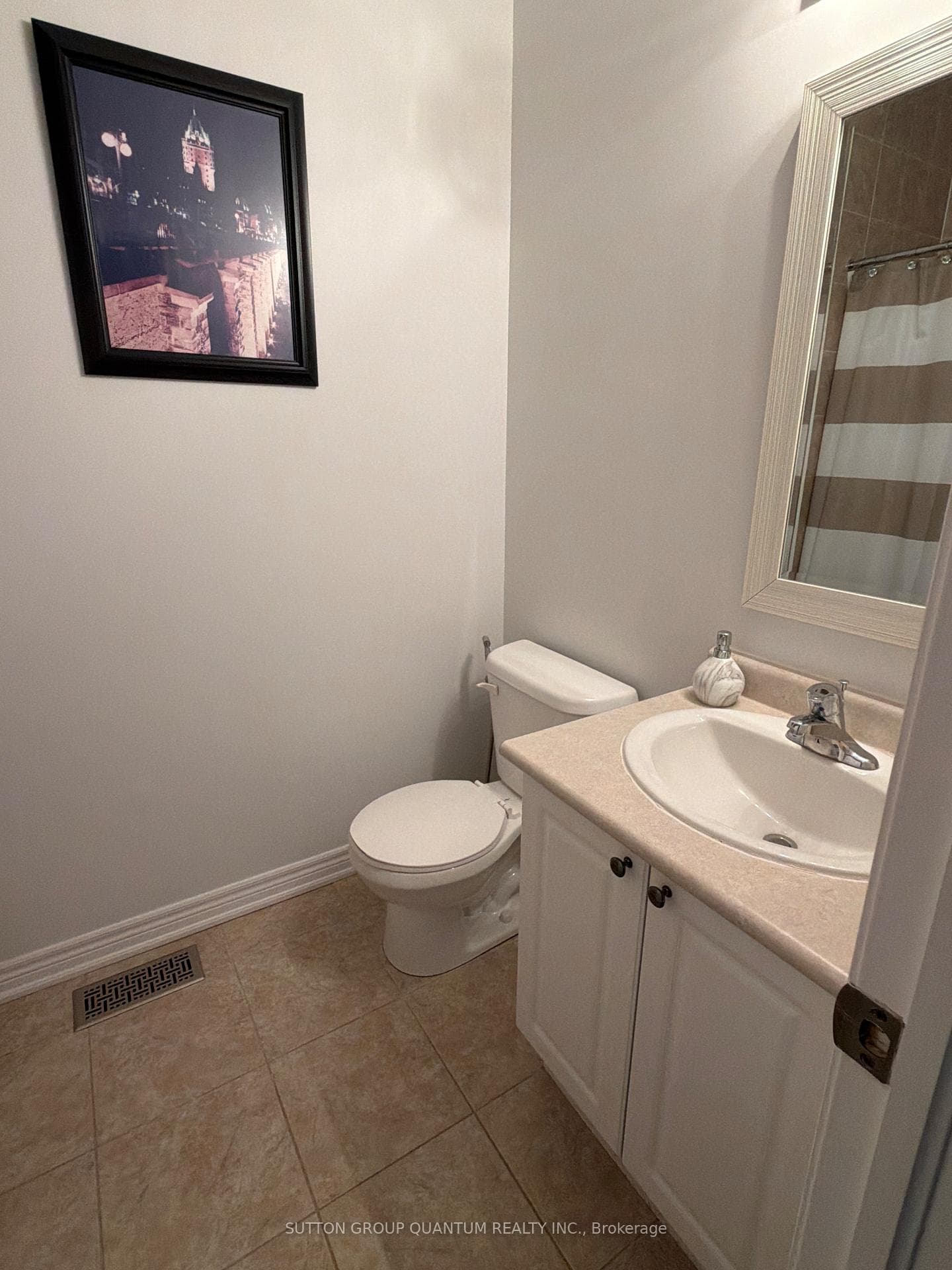102 Lake Avenue photo 27