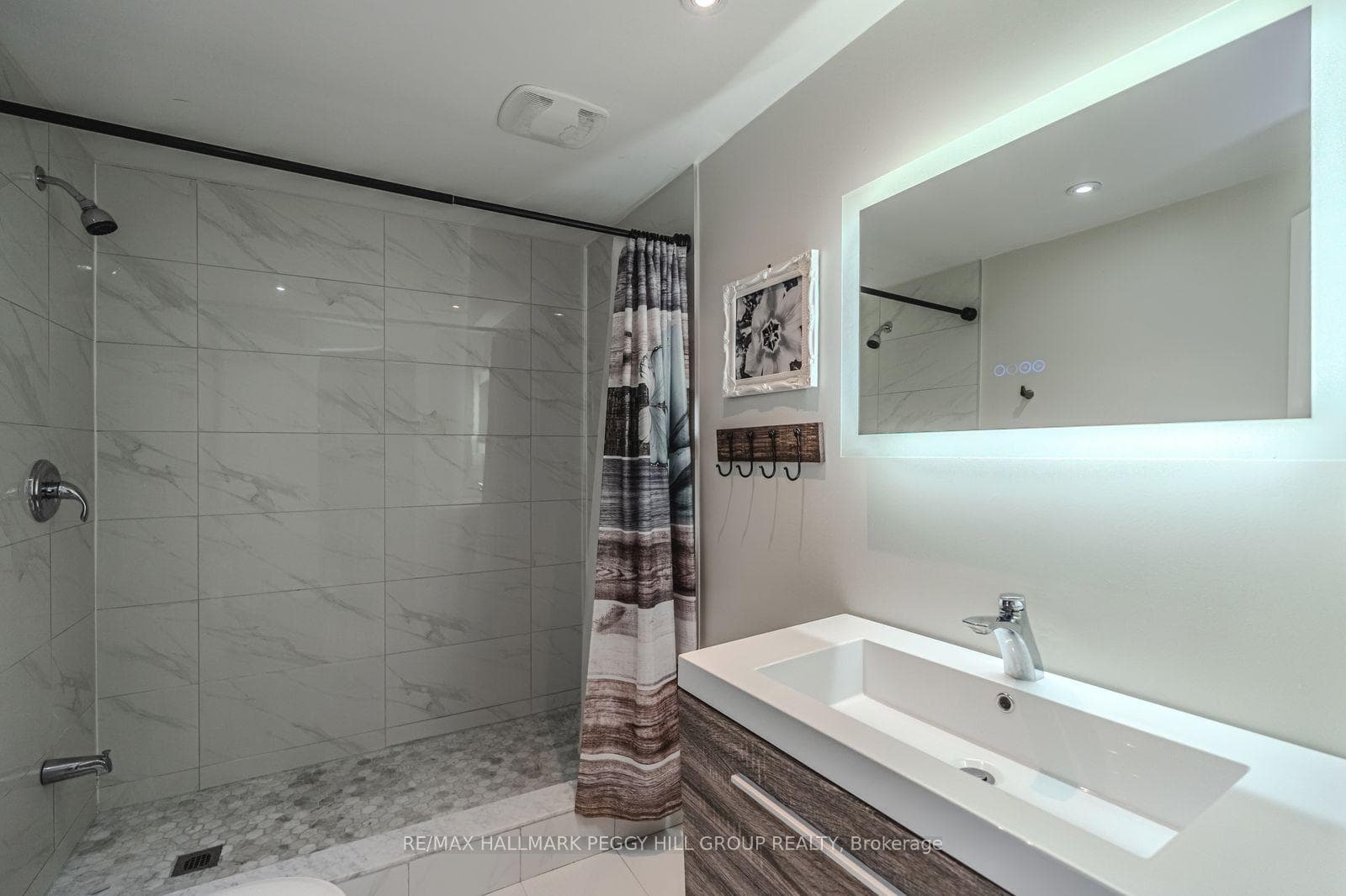 11 Oakmont Avenue photo 17
