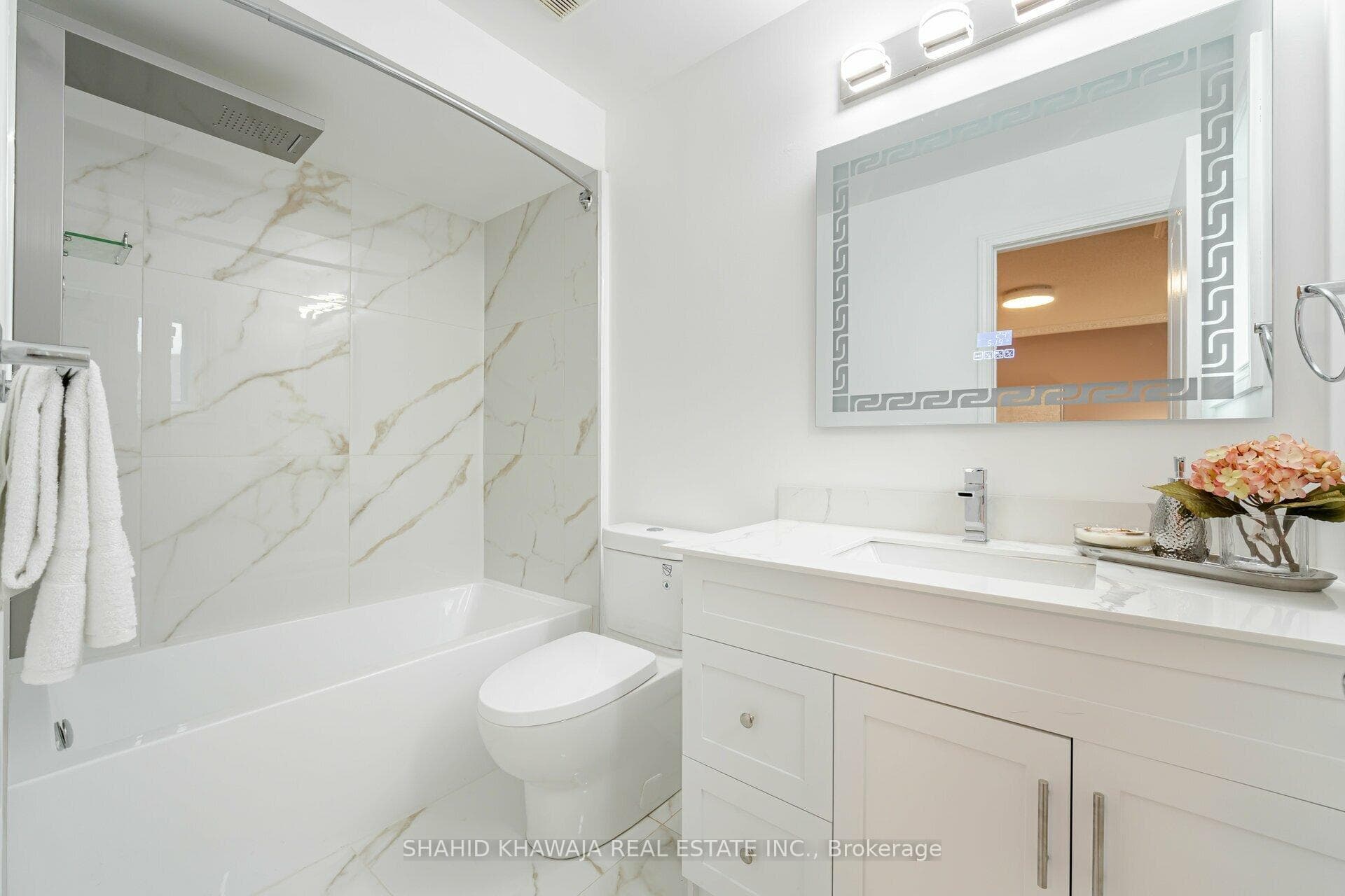 3930 Coachman Circle photo 21