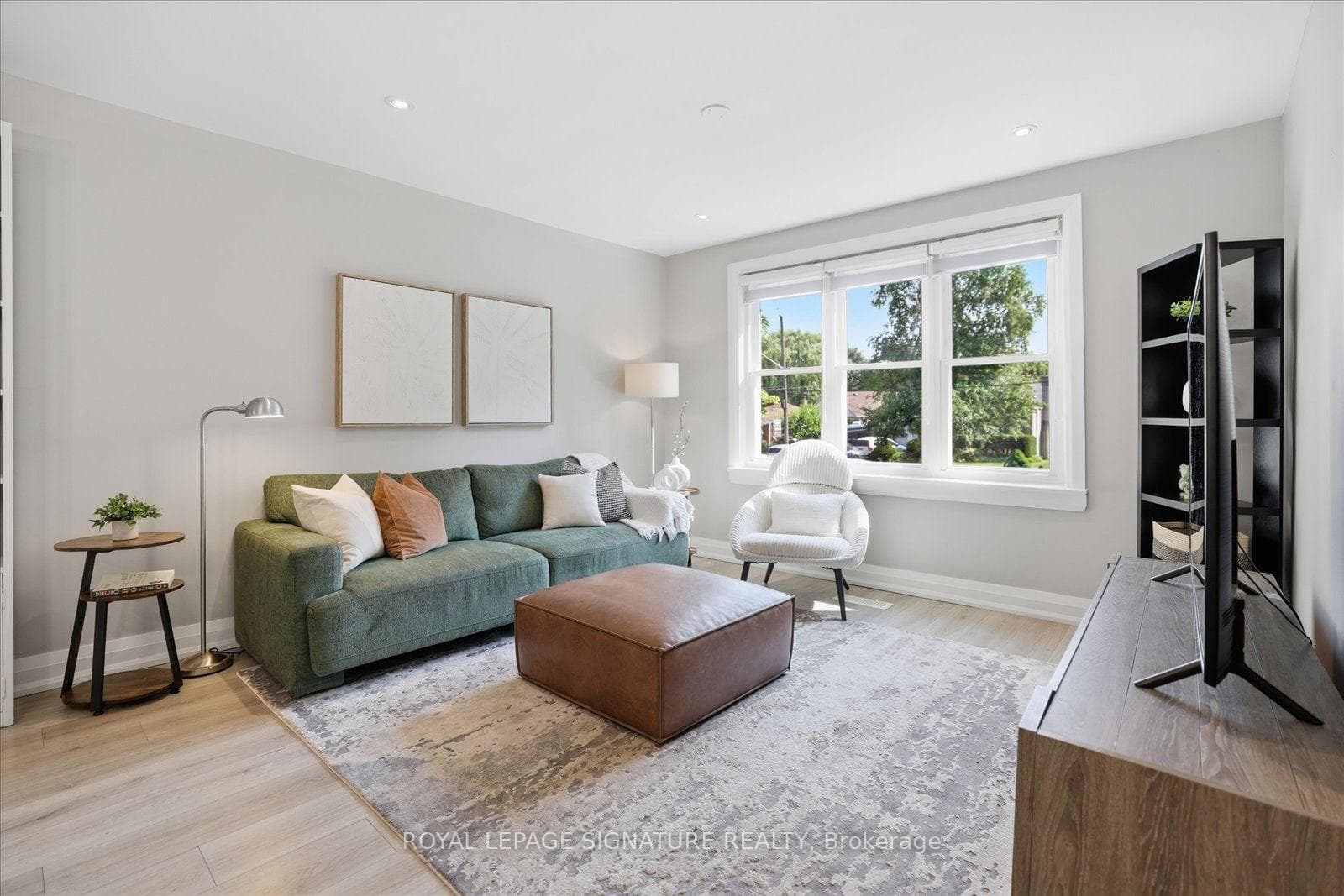 24 Latham Avenue photo 7