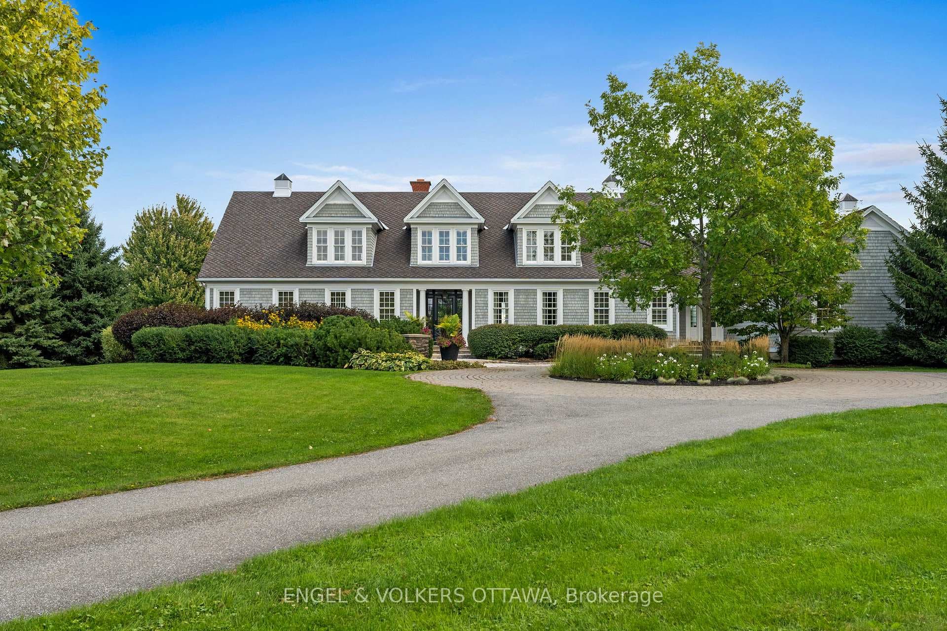 6029 Rideau Valley Drive photo 2