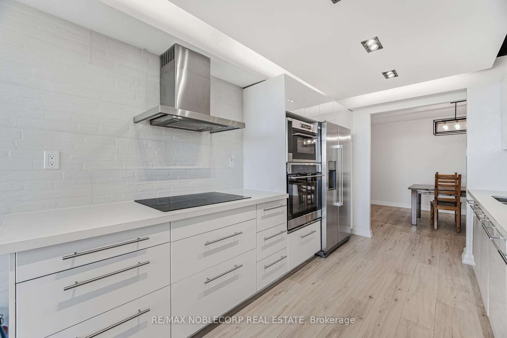 22 Hanover Road Unit 1107 photo 12