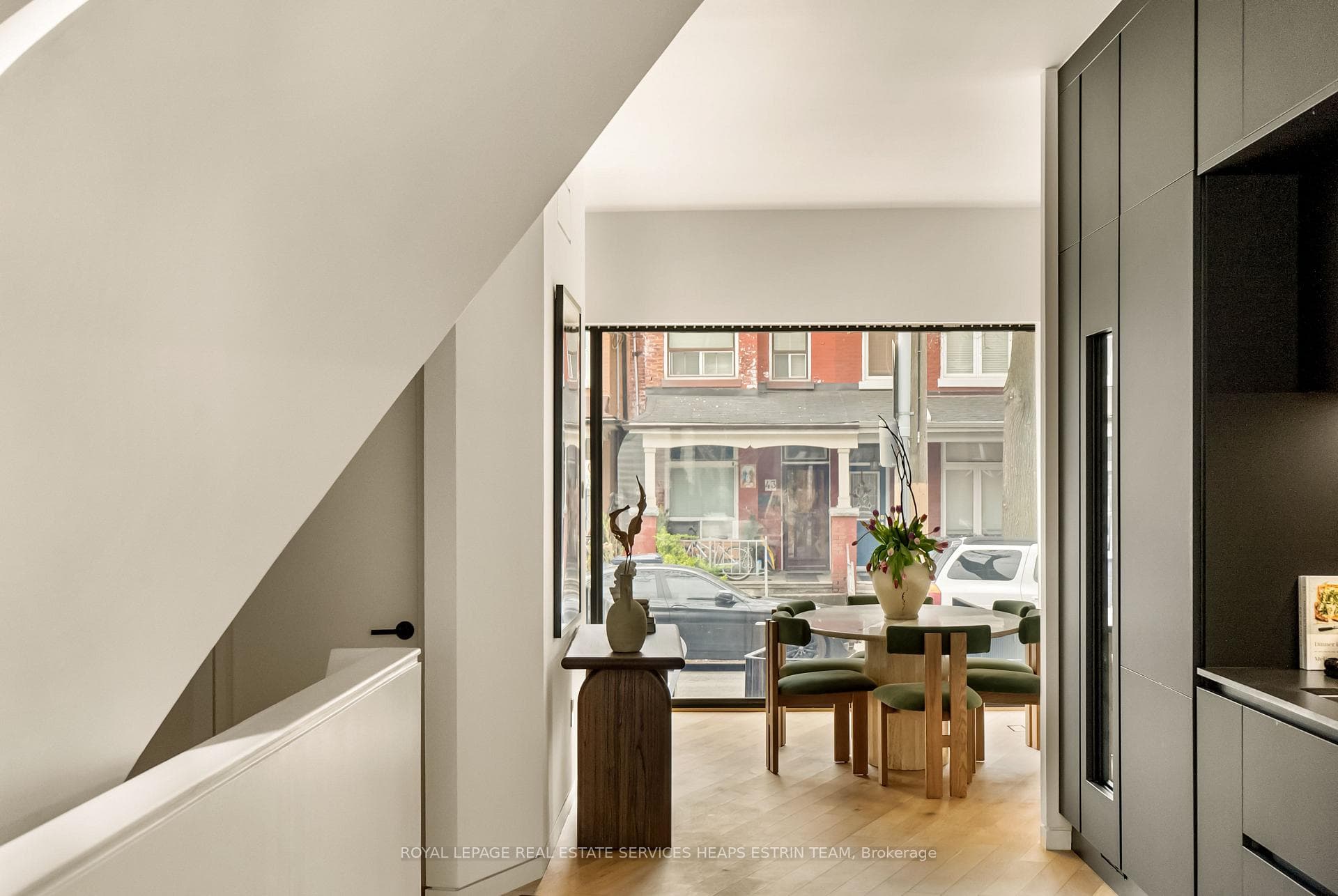44 Foxley Street photo 9
