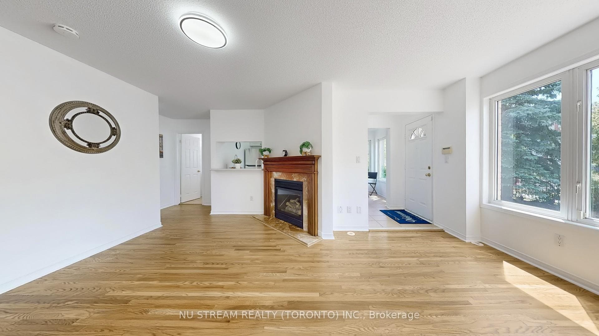 29 Rosebank Drive Unit 601 photo 10