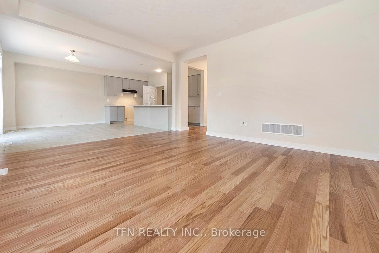 98 Lilac Circle photo 21