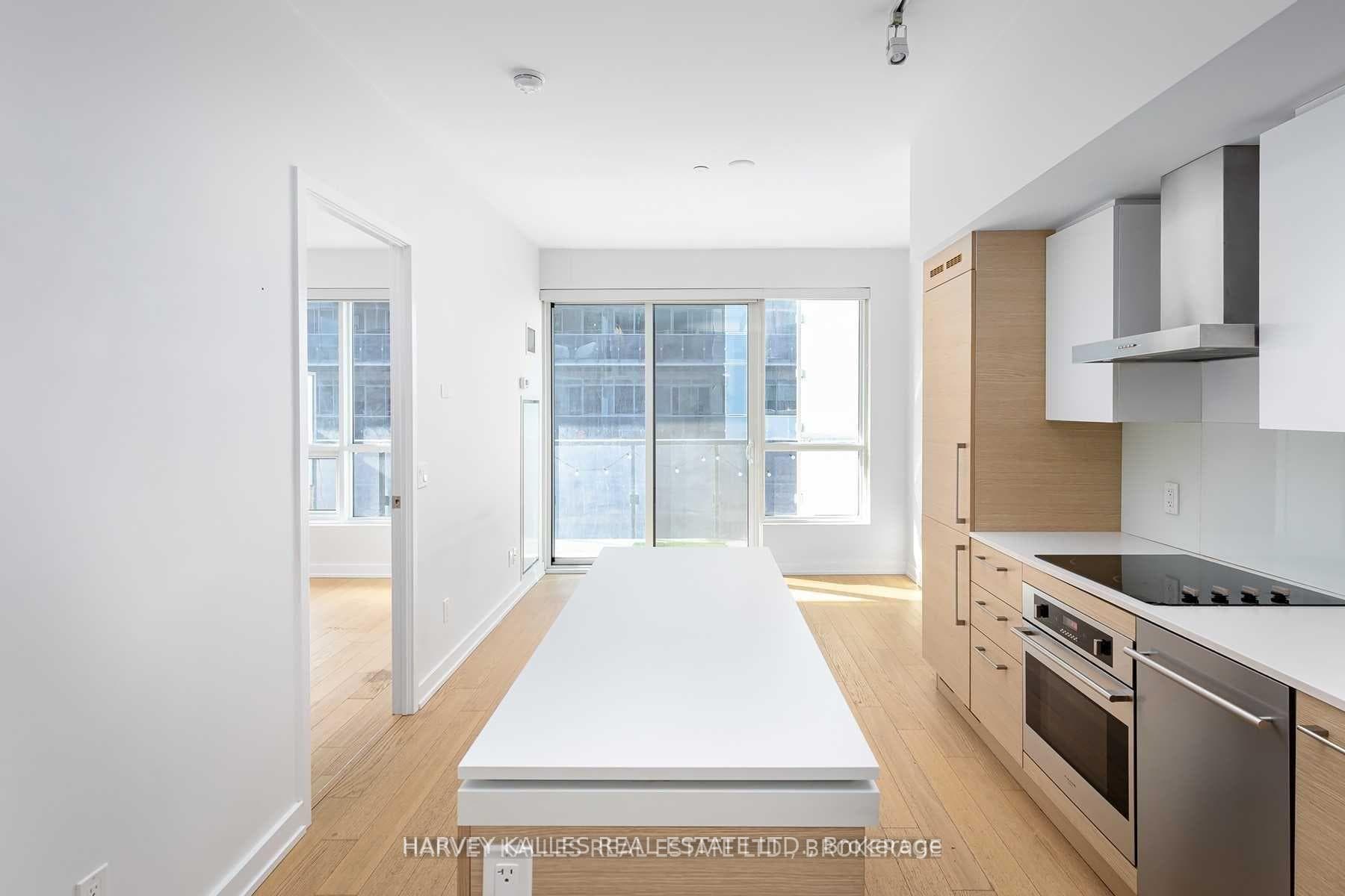 1030 King Street Unit 1002 photo 12