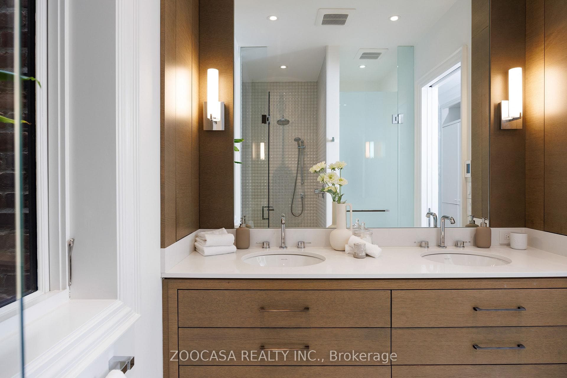 95 Walker Avenue photo 20