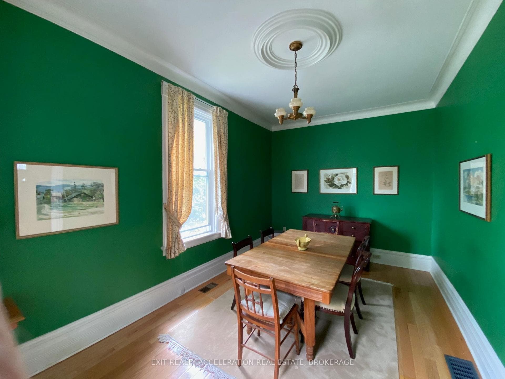 182 Water Street photo 16