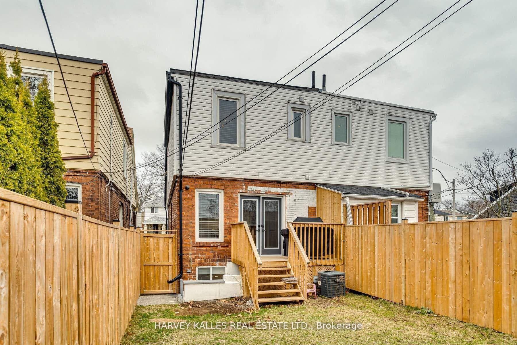 102 Woodmount Avenue photo 38