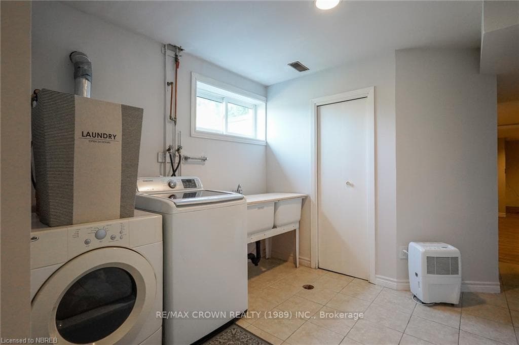 387 MCKEE Drive photo 35