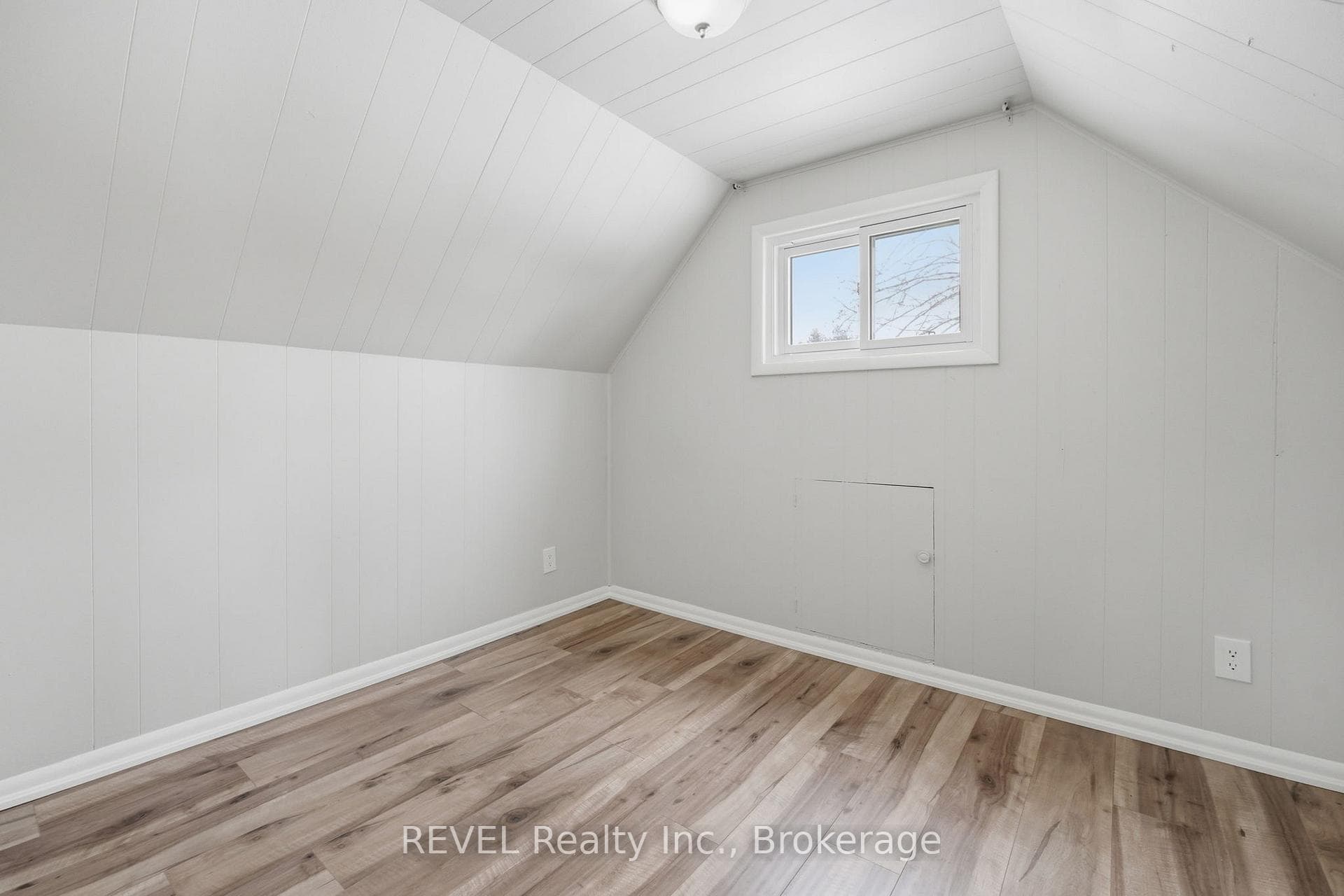 859 South Pelham Road photo 18