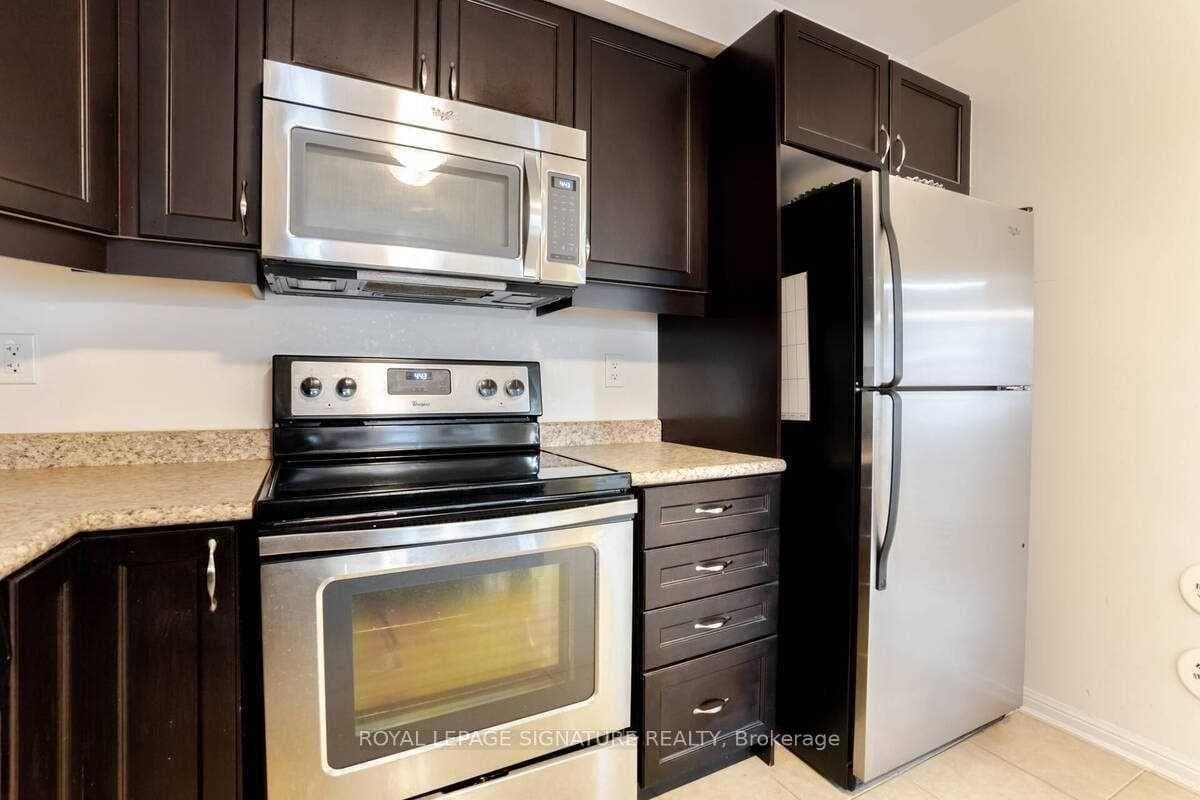 926 Nadalin Heights photo 14