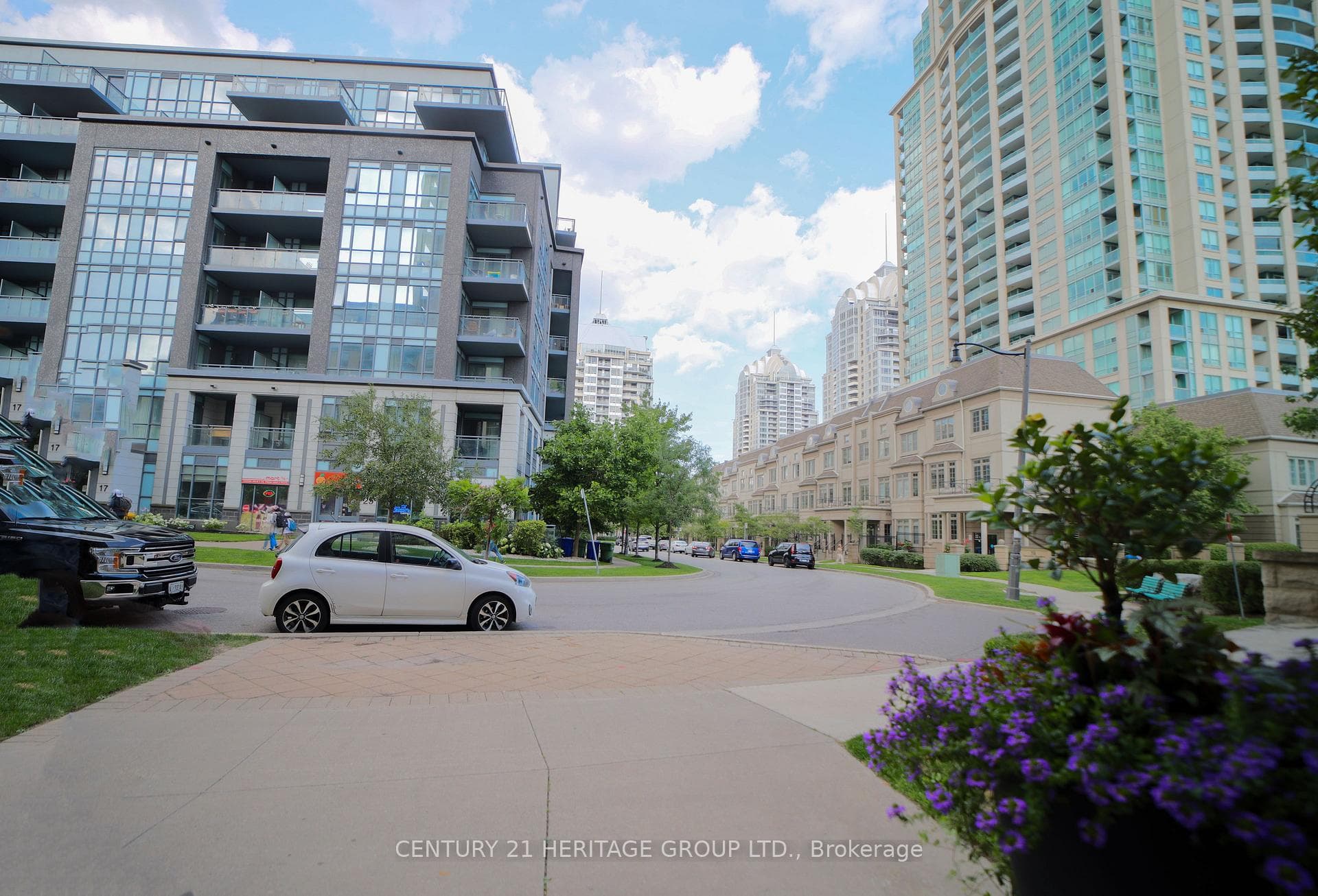 18 Kenaston Gardens Unit 1108 photo 30