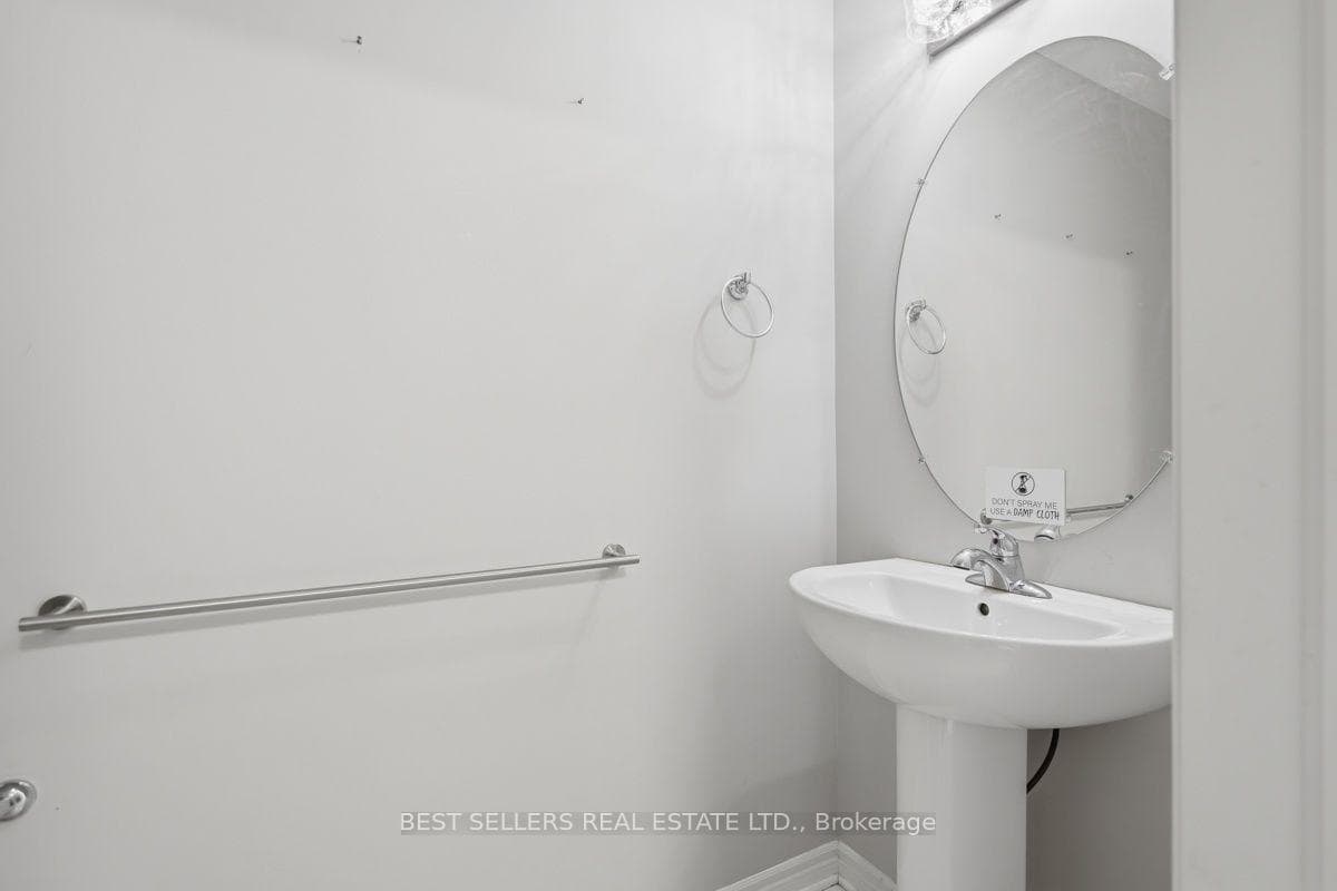 22 Weir Crescent photo 19