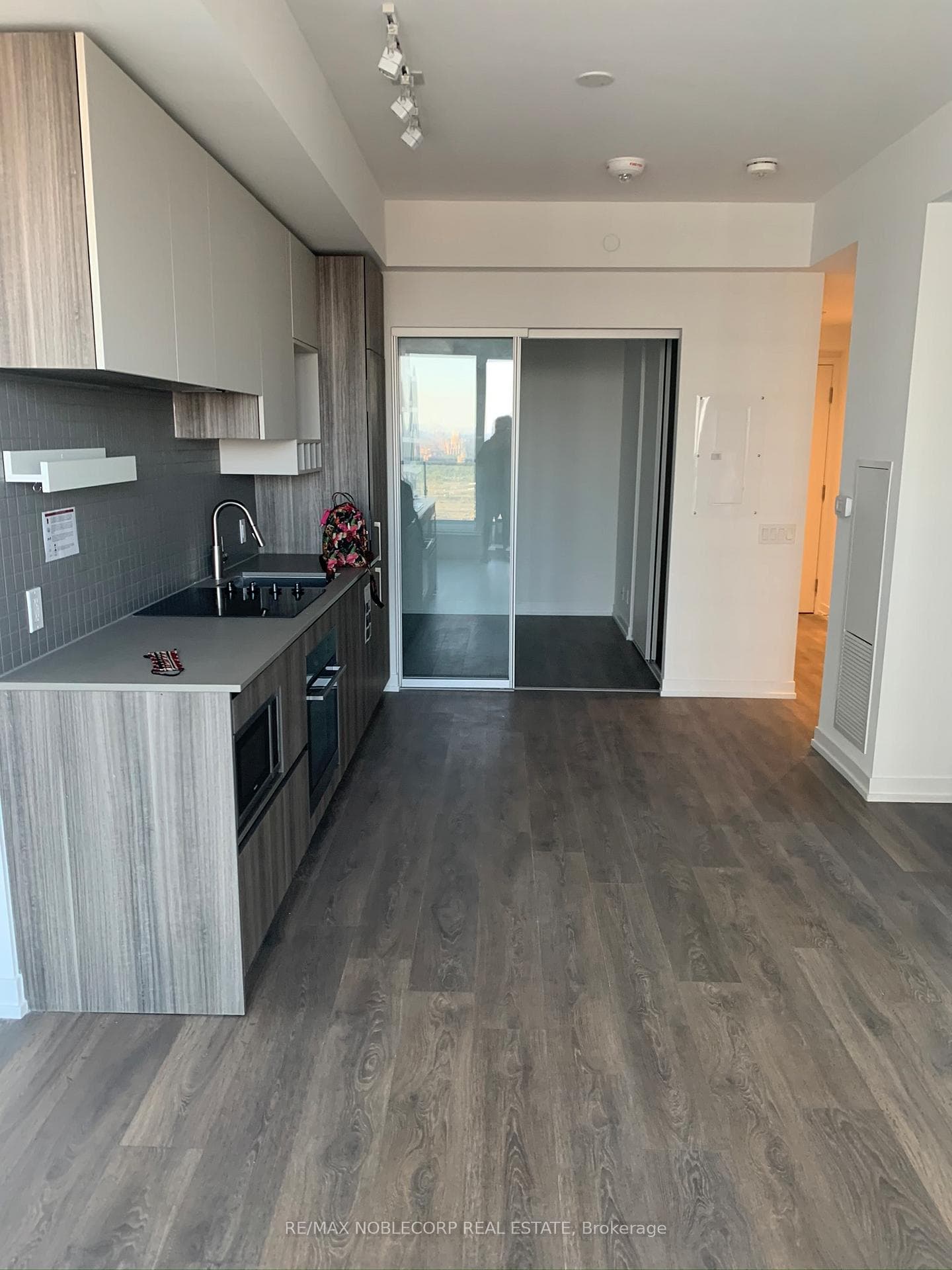 898 Portage Parkway Unit 4006 photo 1