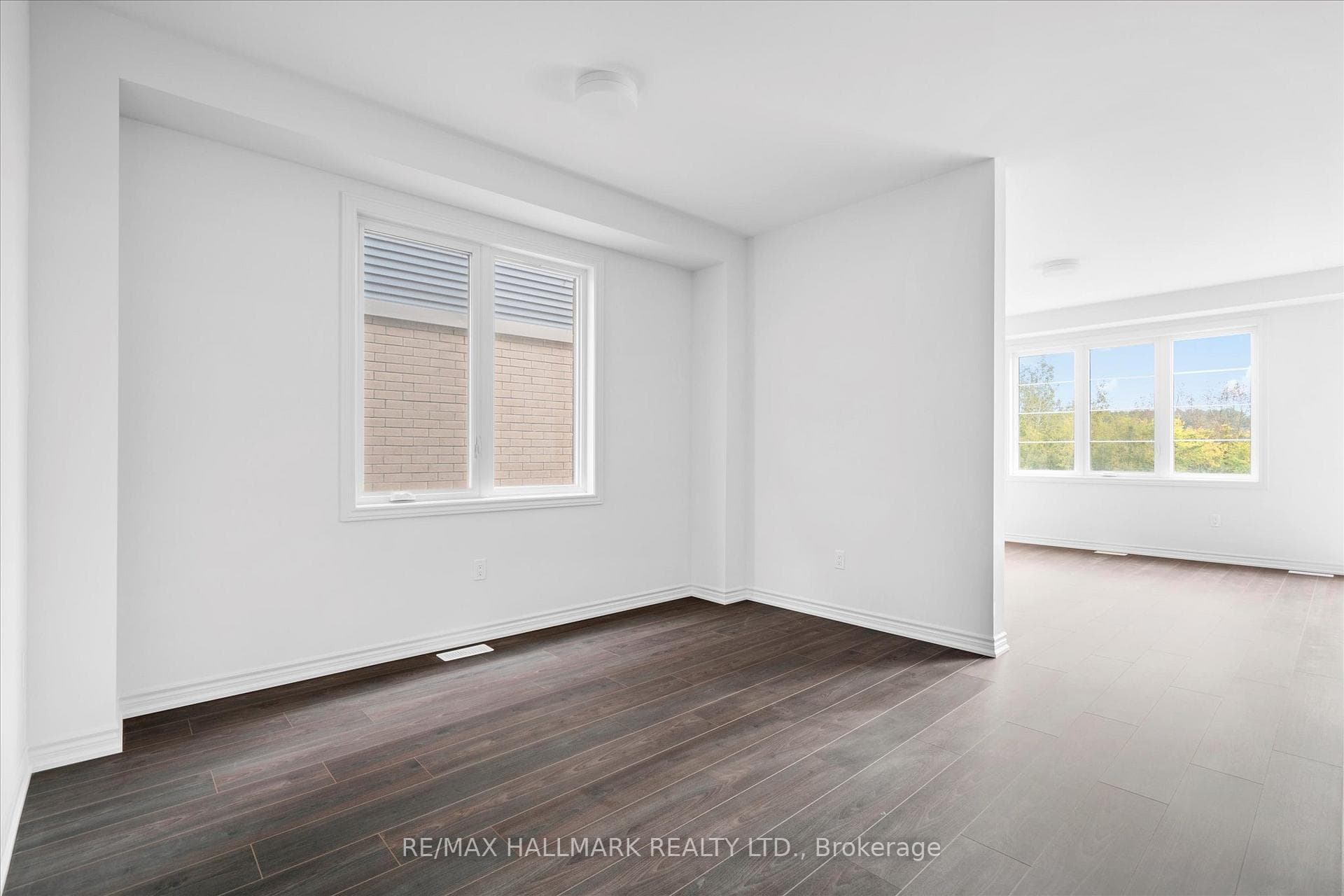 460 Trevor Street photo 5