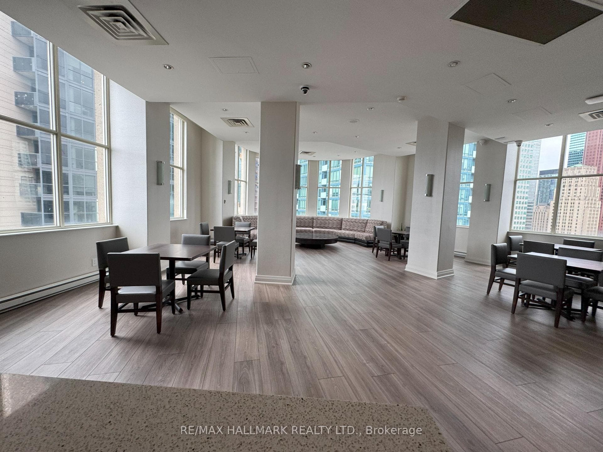 25 The Esplanade N/A Unit 2711 photo 42