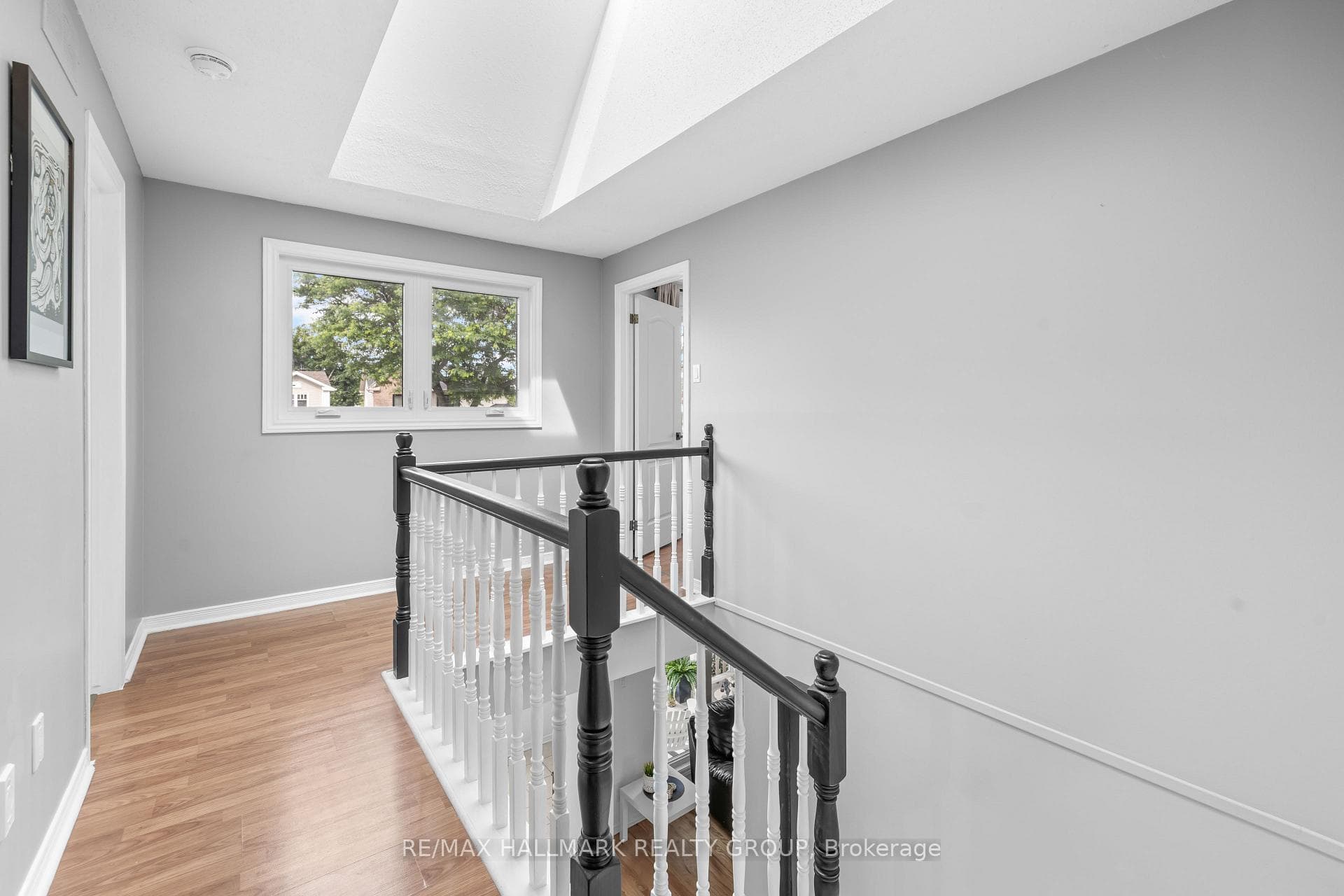652 Thicket Way photo 28