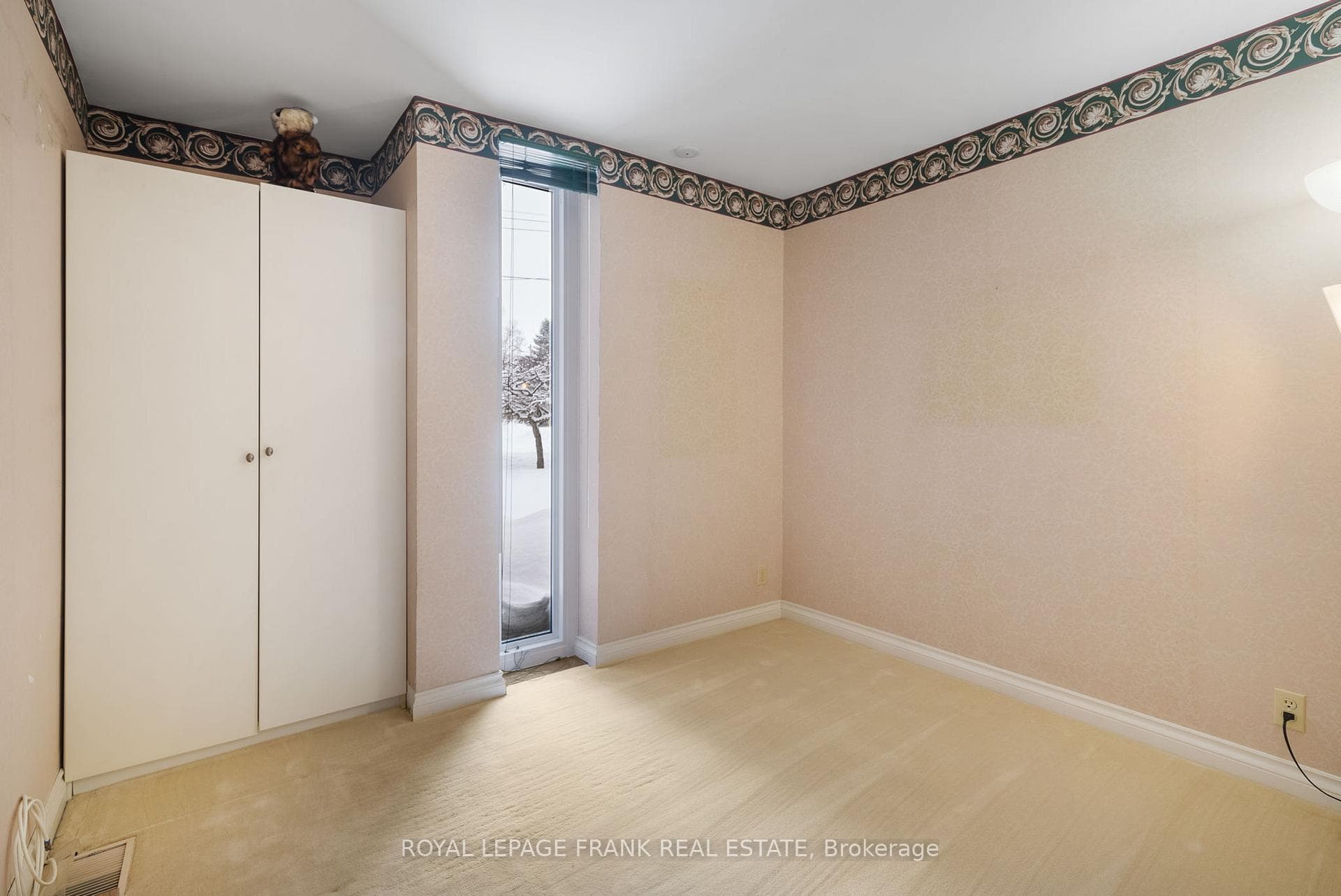 26 Richard Avenue photo 24