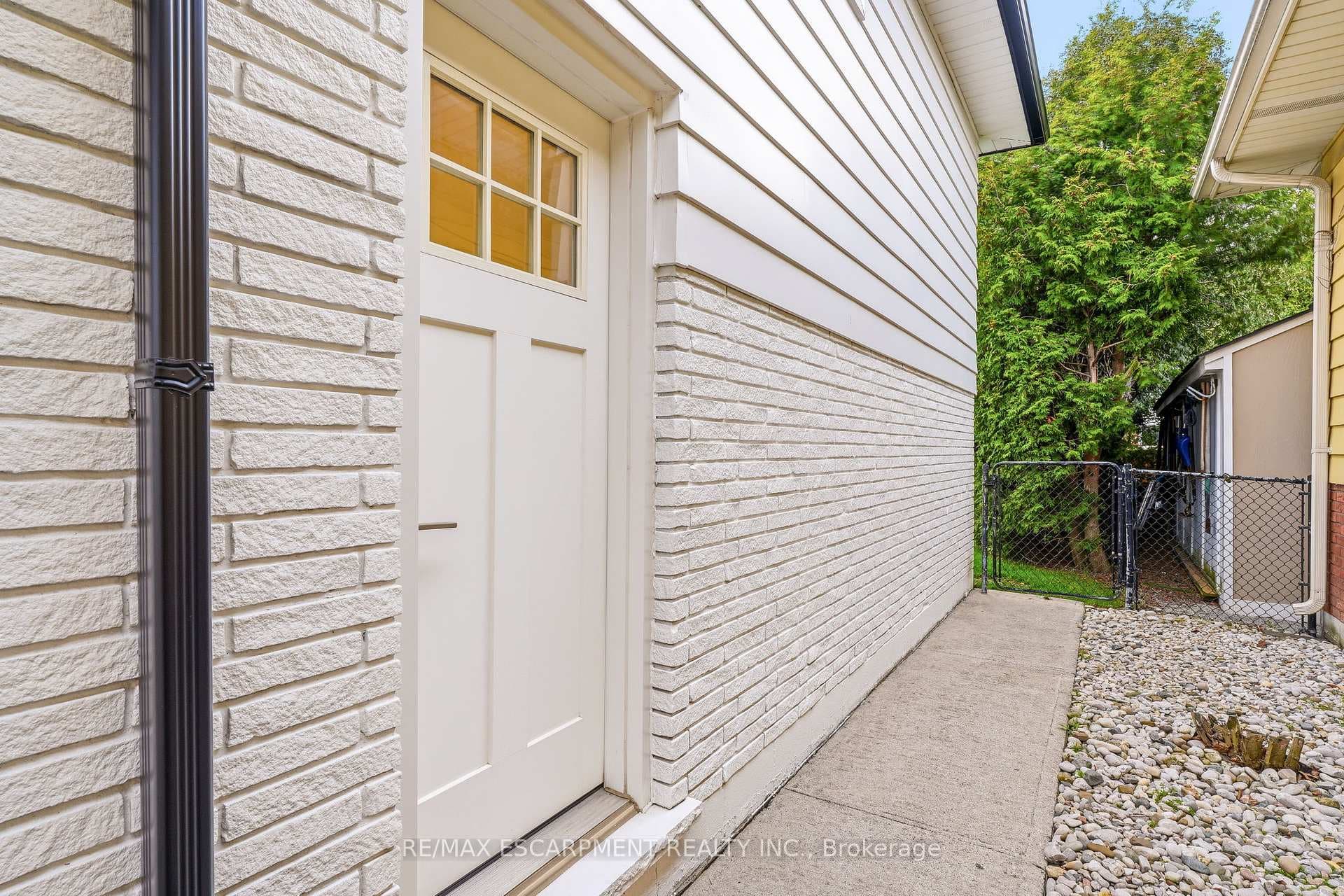 20 AUDUBON Street photo 37