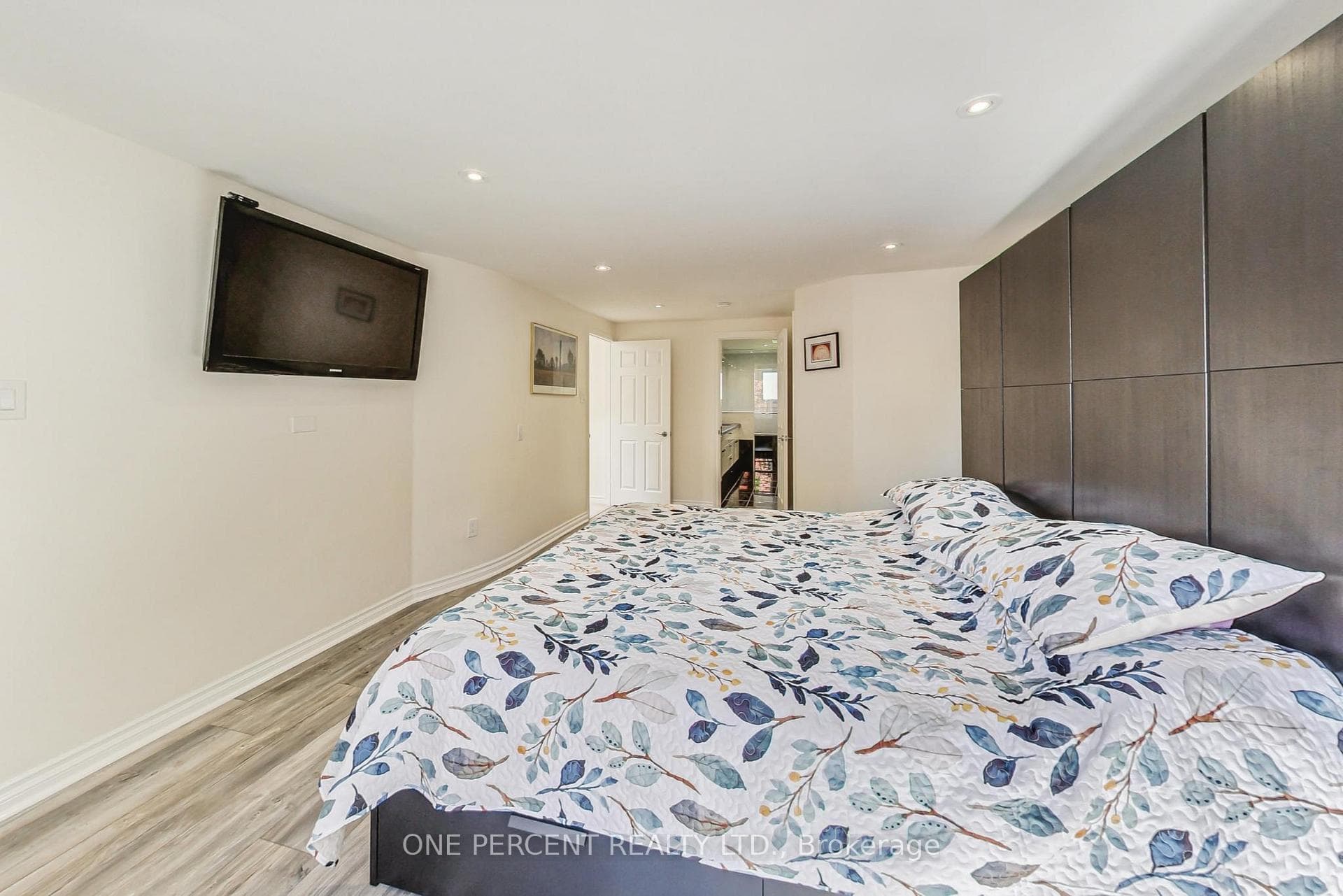 40 Mullen Drive photo 20