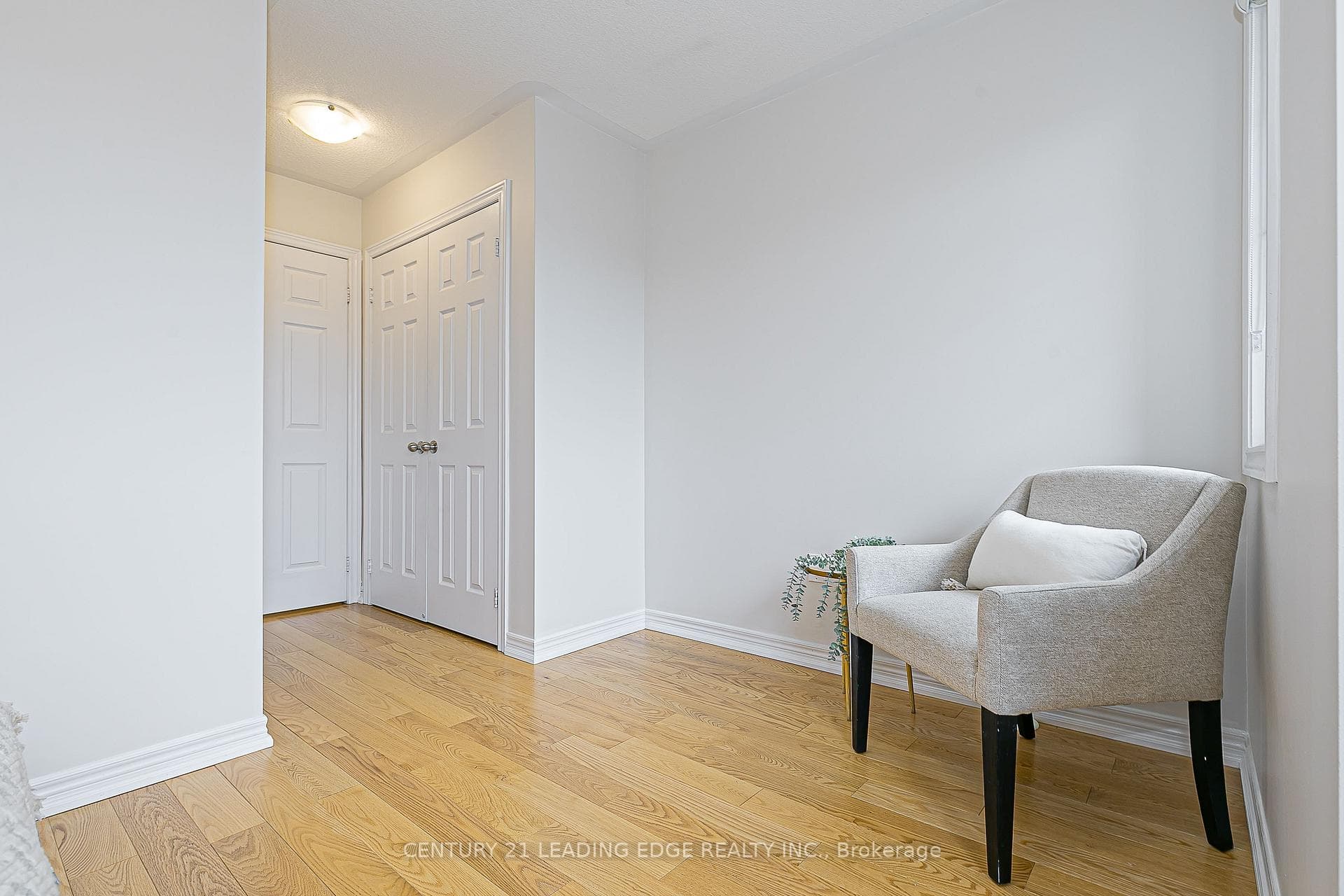 319 DELRAY Drive photo 24