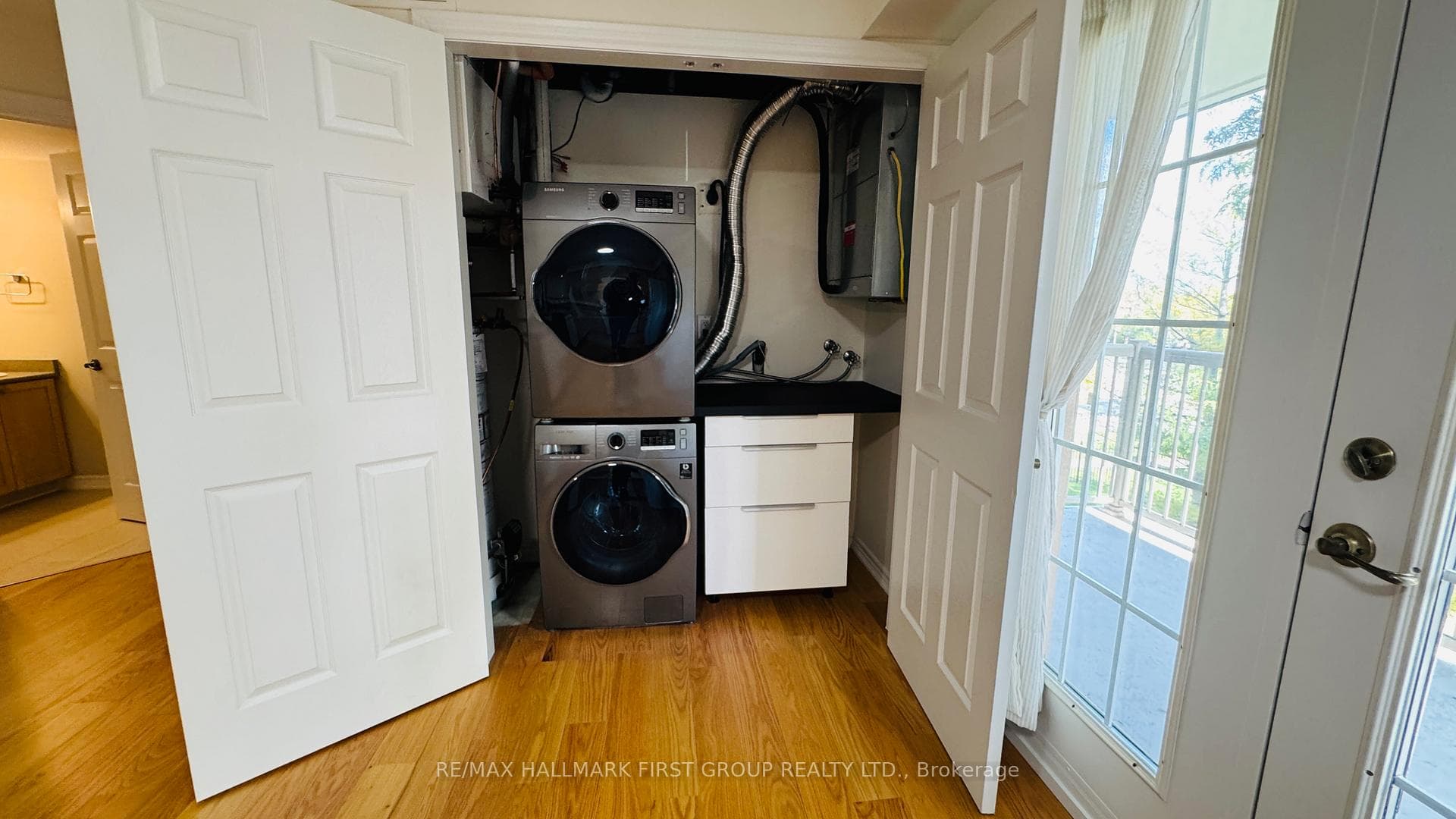 1460 Bishops Gate Unit 210 photo 11