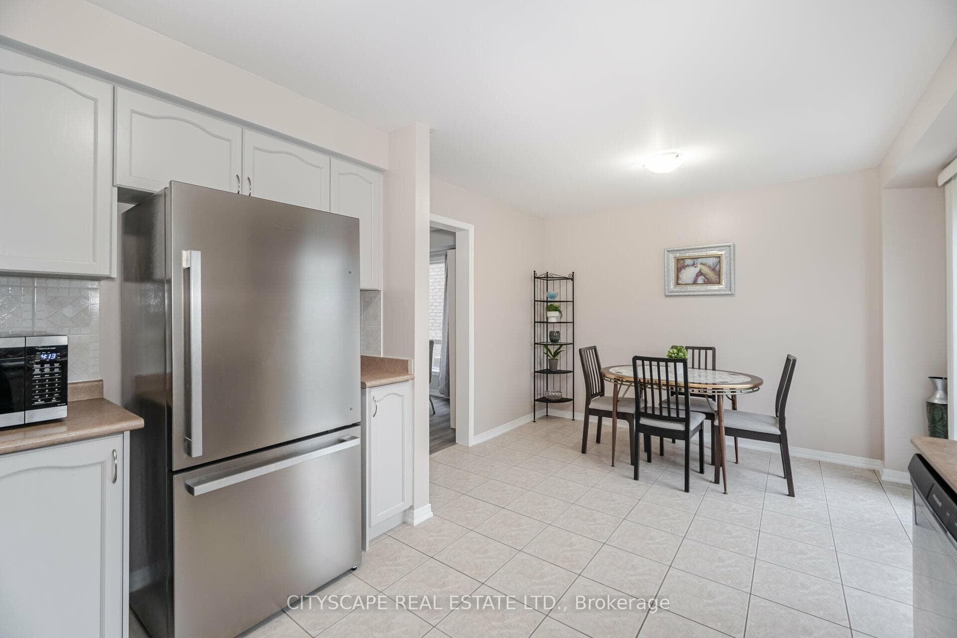 3358 Crimson King Circle photo 14