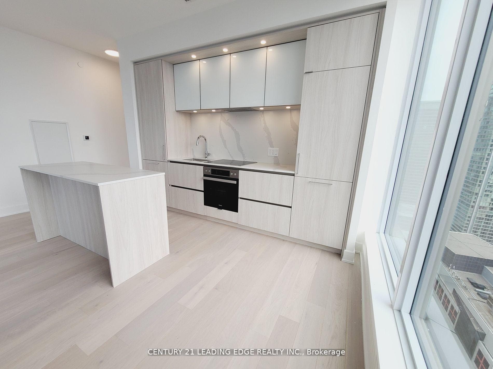 15 Mercer Street Unit 3802 photo 8