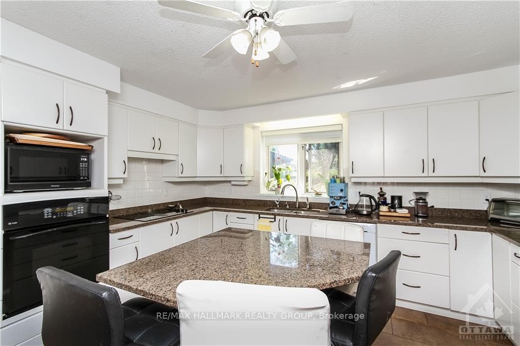 244 TUDOR Place photo 15