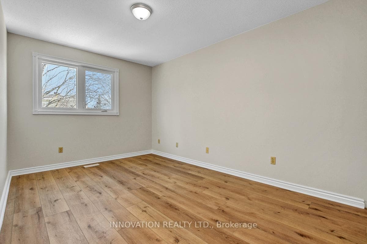 25 Equestrian Drive photo 16