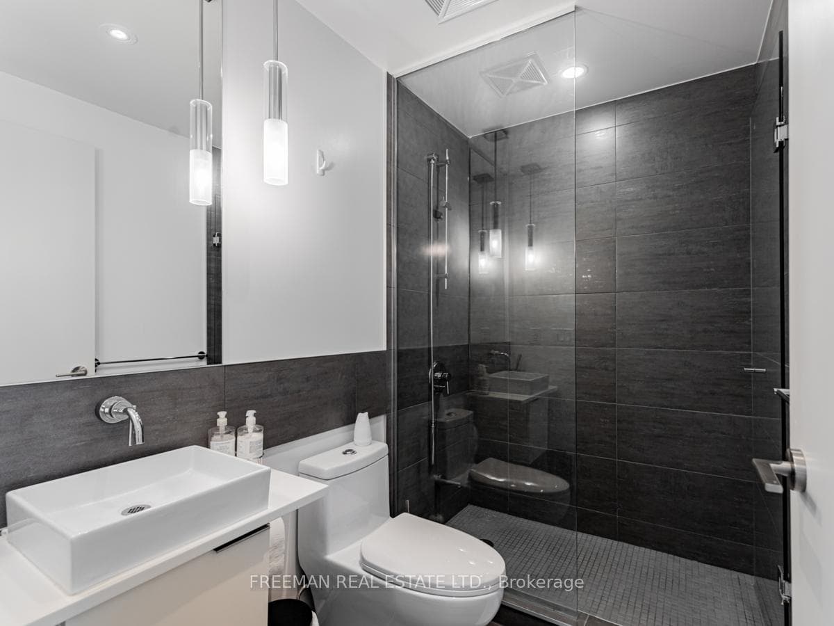 8 Charlotte Street Unit 2905 photo 23